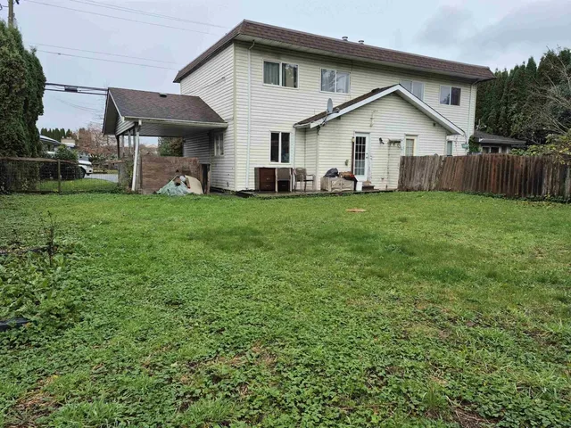 46084 BROOKS AVENUE, Chilliwack 2