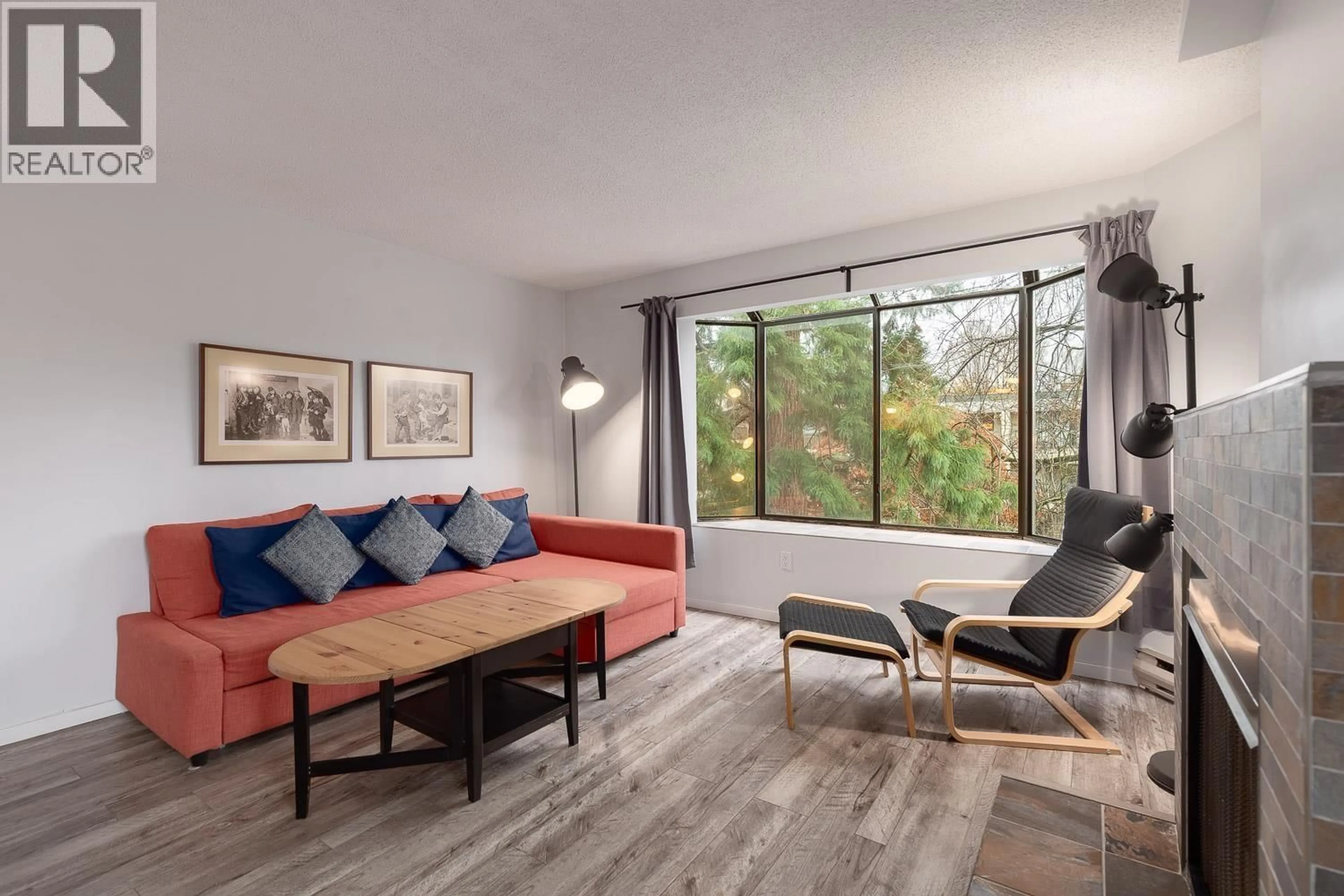 Living room with furniture, unknown for 306 - 1775 10TH AVENUE, Vancouver British Columbia V6J2A4