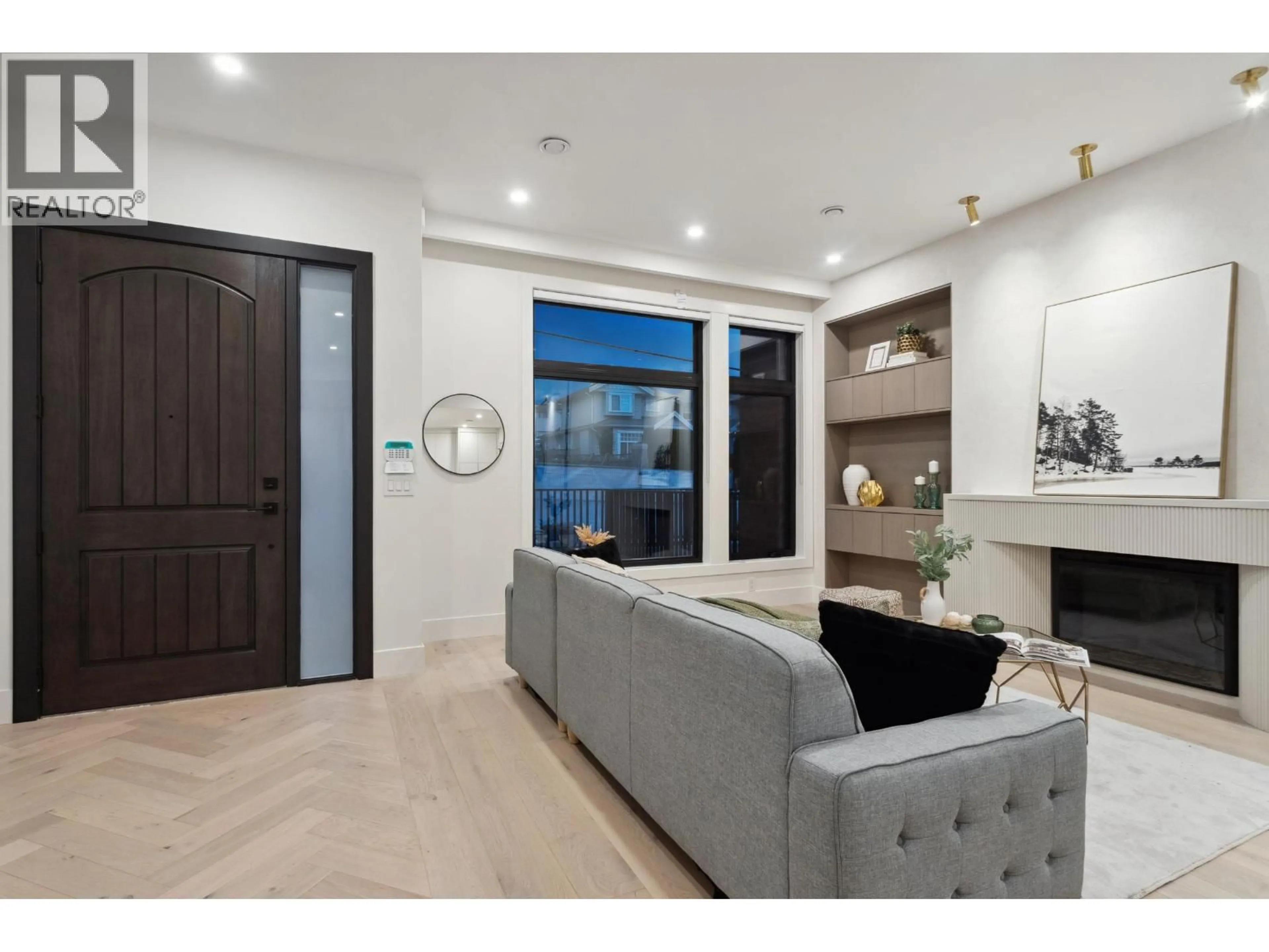 Unknown for 101 - 1038 DELESTRE AVENUE, Coquitlam British Columbia V3K2H2