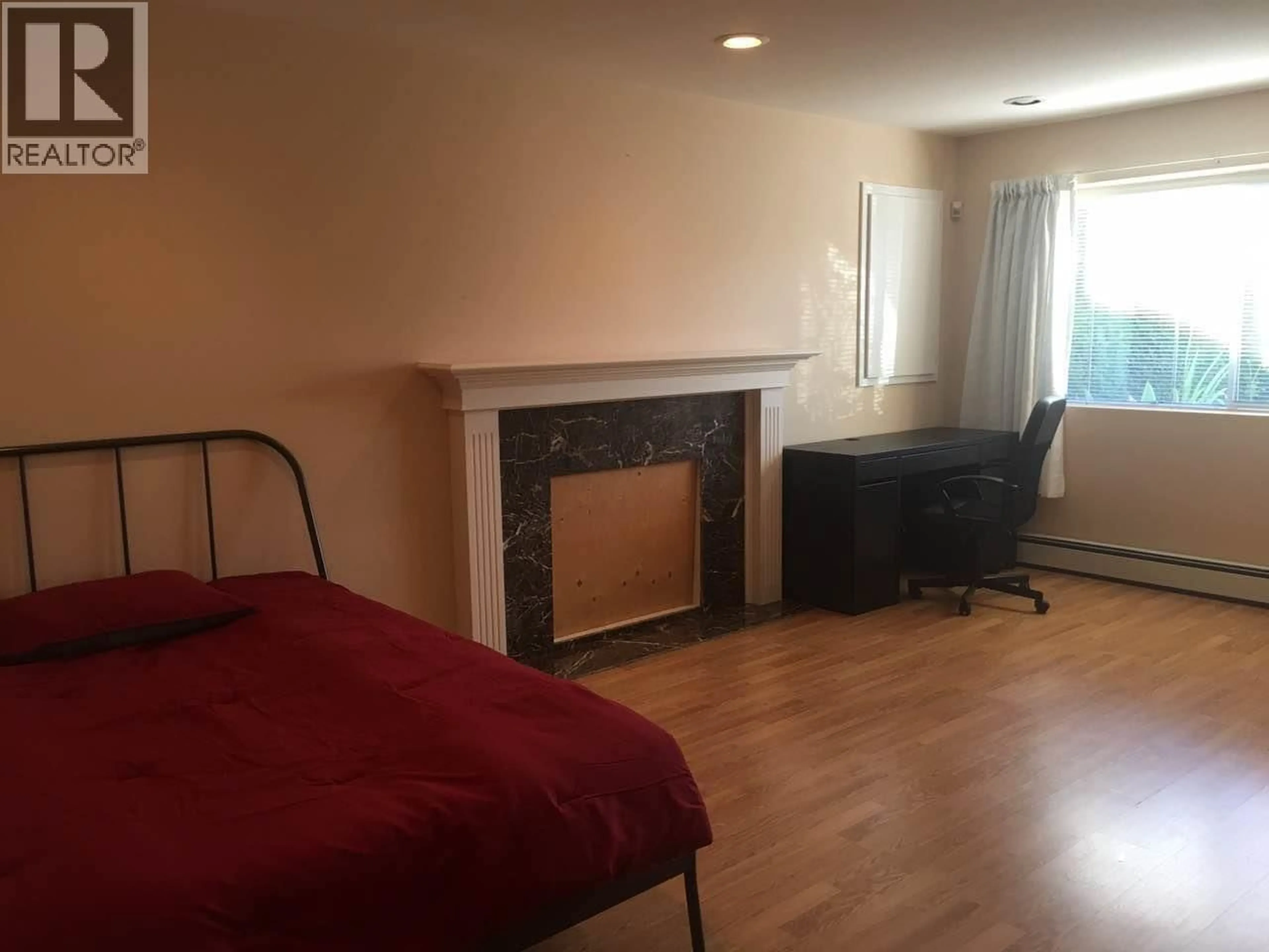 A pic of a room for 951 EVERETT CRESCENT, Burnaby British Columbia V5A2N6