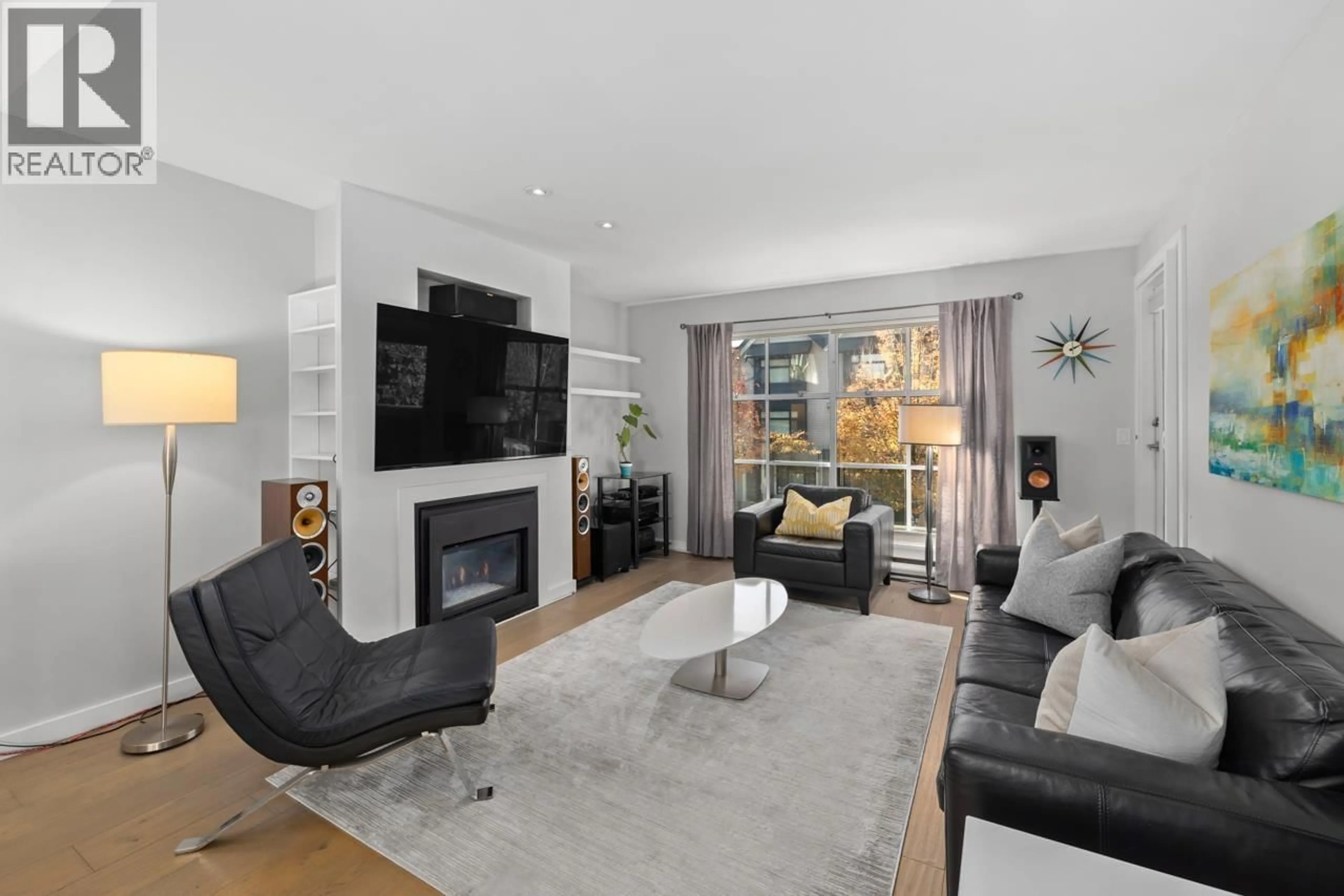 Living room with furniture, unknown for 6 - 2880 33RD AVENUE, Vancouver British Columbia V6N2G2