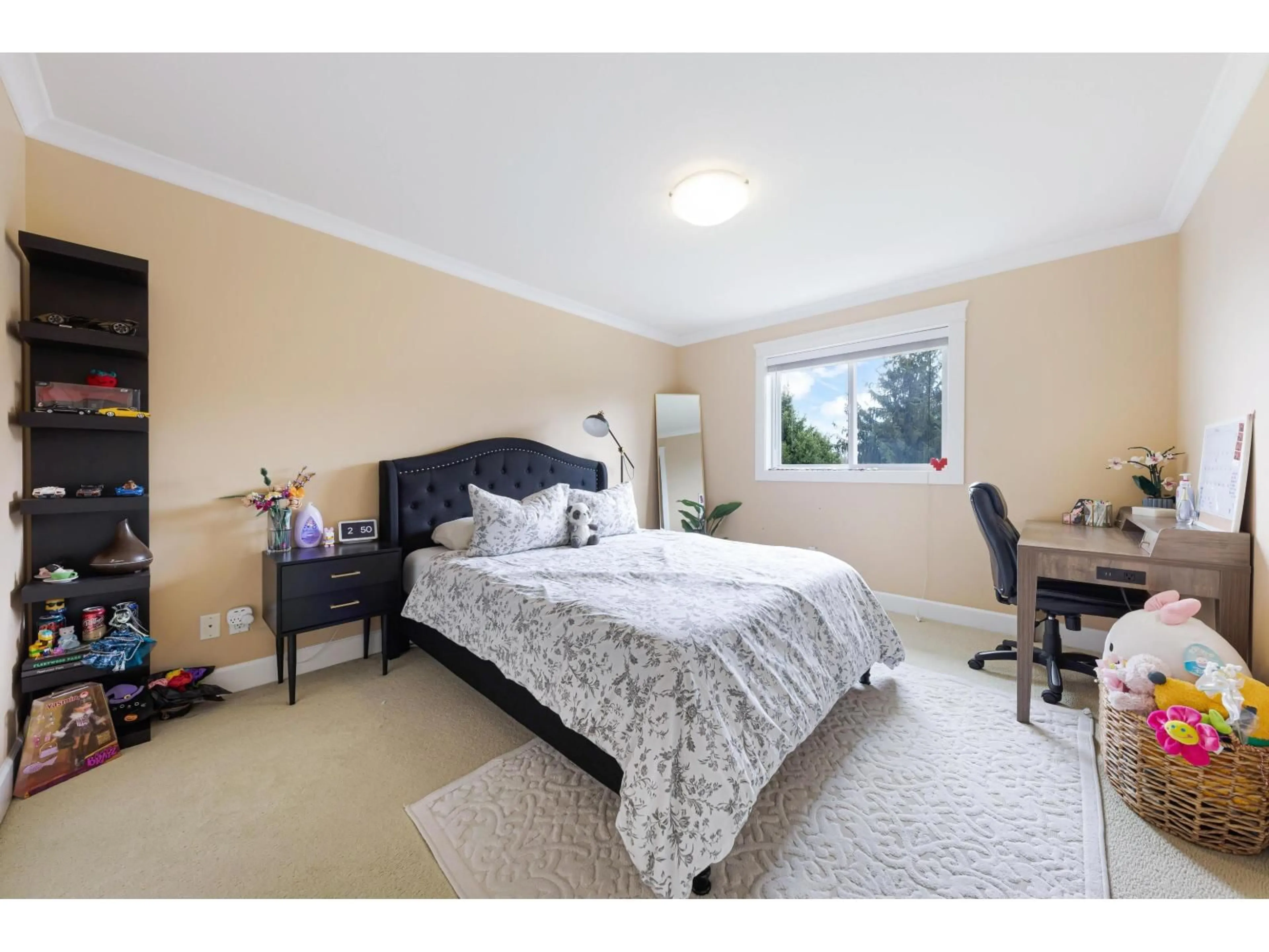 Bedroom with bed, unknown for 17038 GREENWAY DRIVE, Surrey British Columbia V4N5C5
