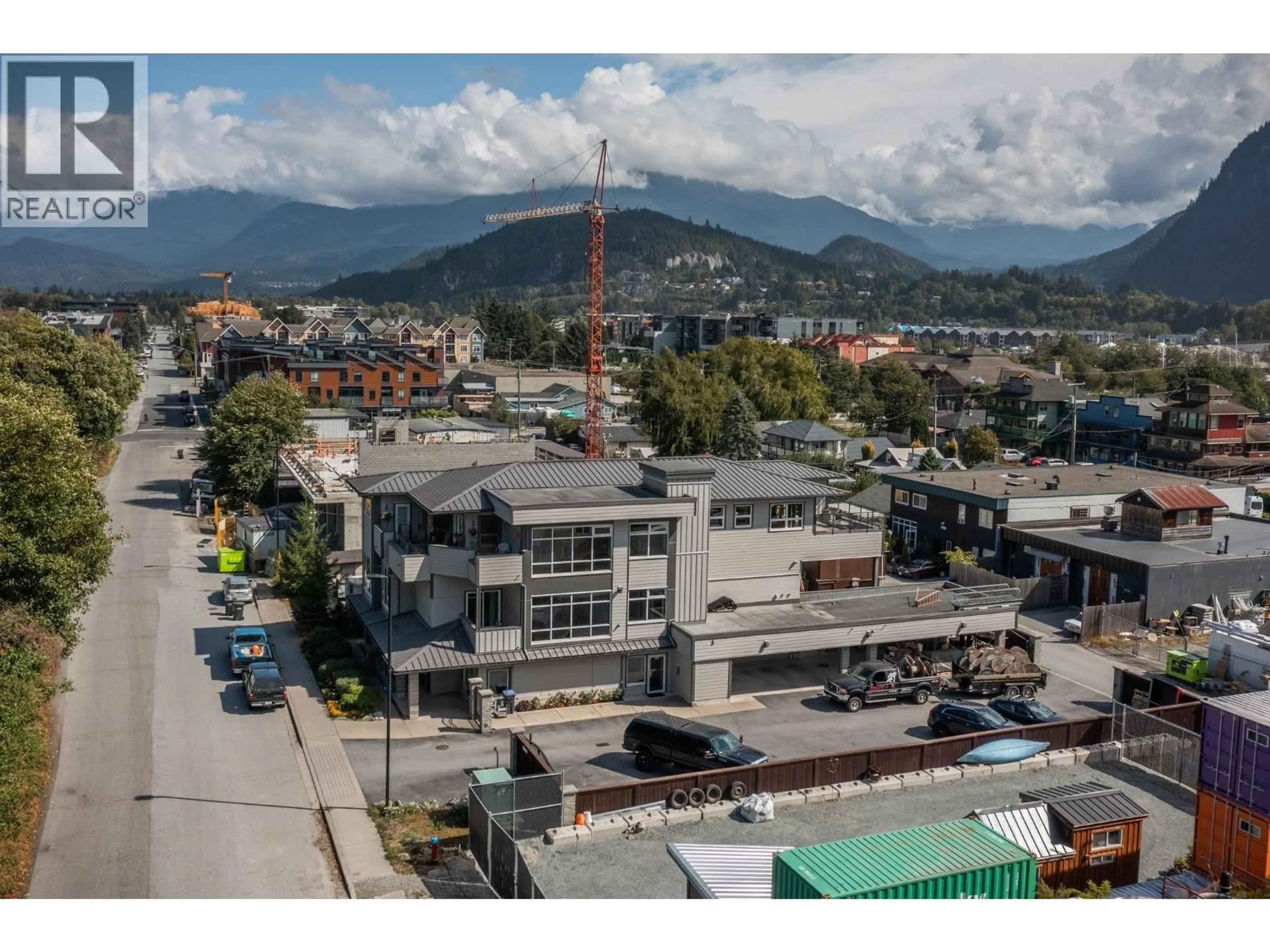 A pic from outside/outdoor area/front of a property/back of a property/a pic from drone, mountain view for 37718 & - 37738 THIRD AVENUE, Squamish British Columbia V8B1C3