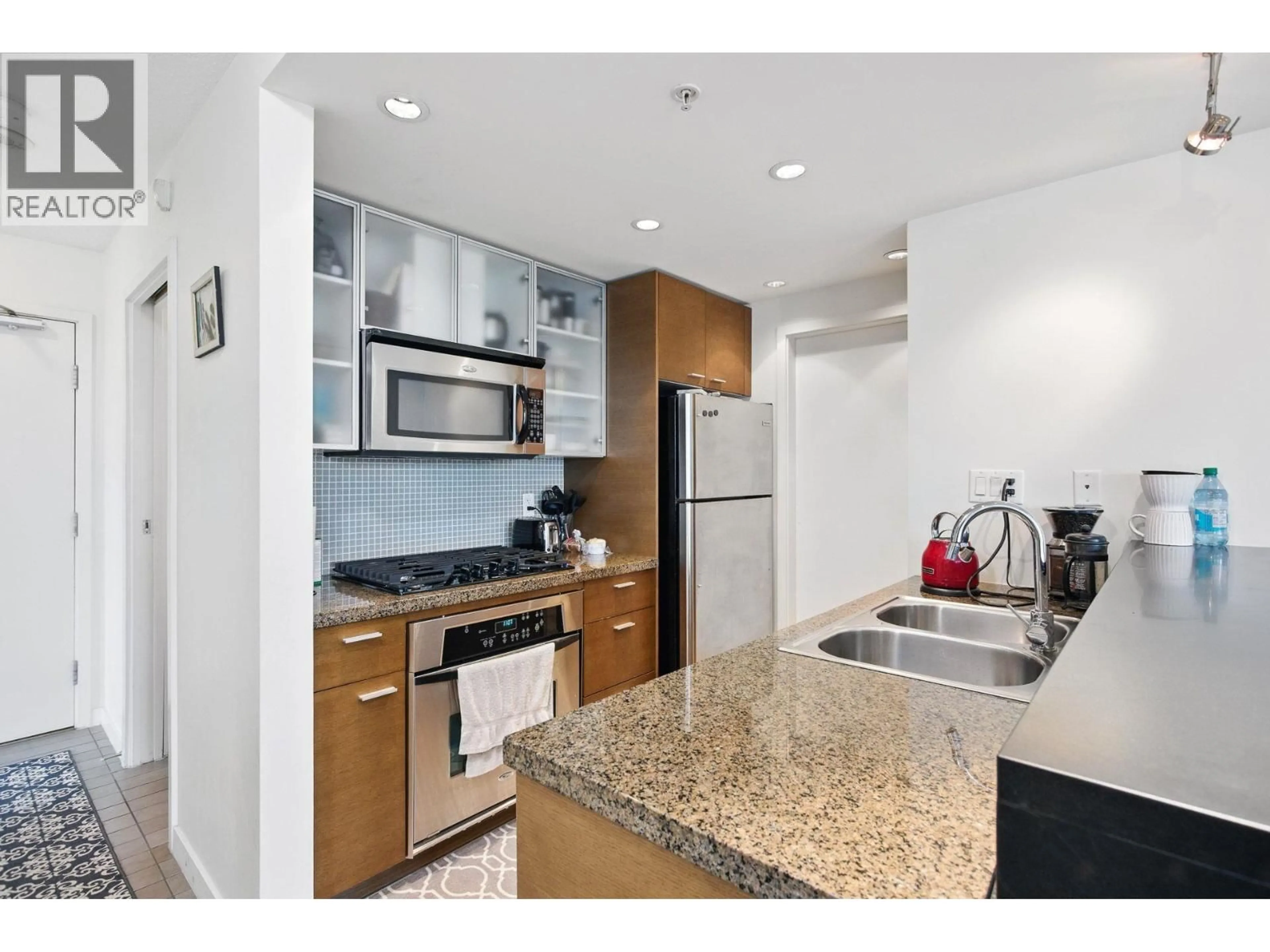 Standard kitchen, unknown for 803 - 980 COOPERAGE WAY, Vancouver British Columbia V6B0C3