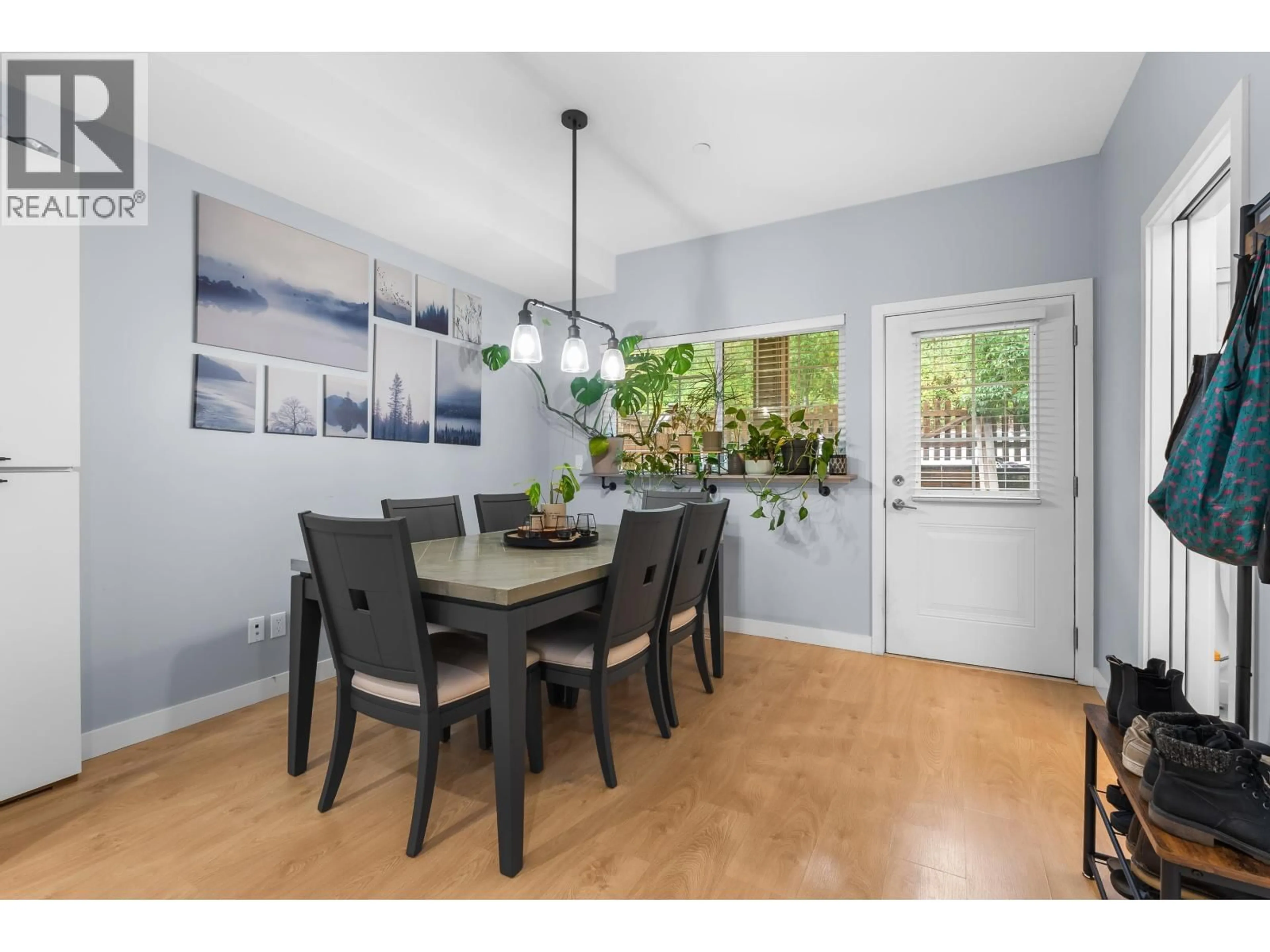 Dining room, wood/laminate floor for 19 - 22810 113 AVENUE, Maple Ridge British Columbia V2X3N2