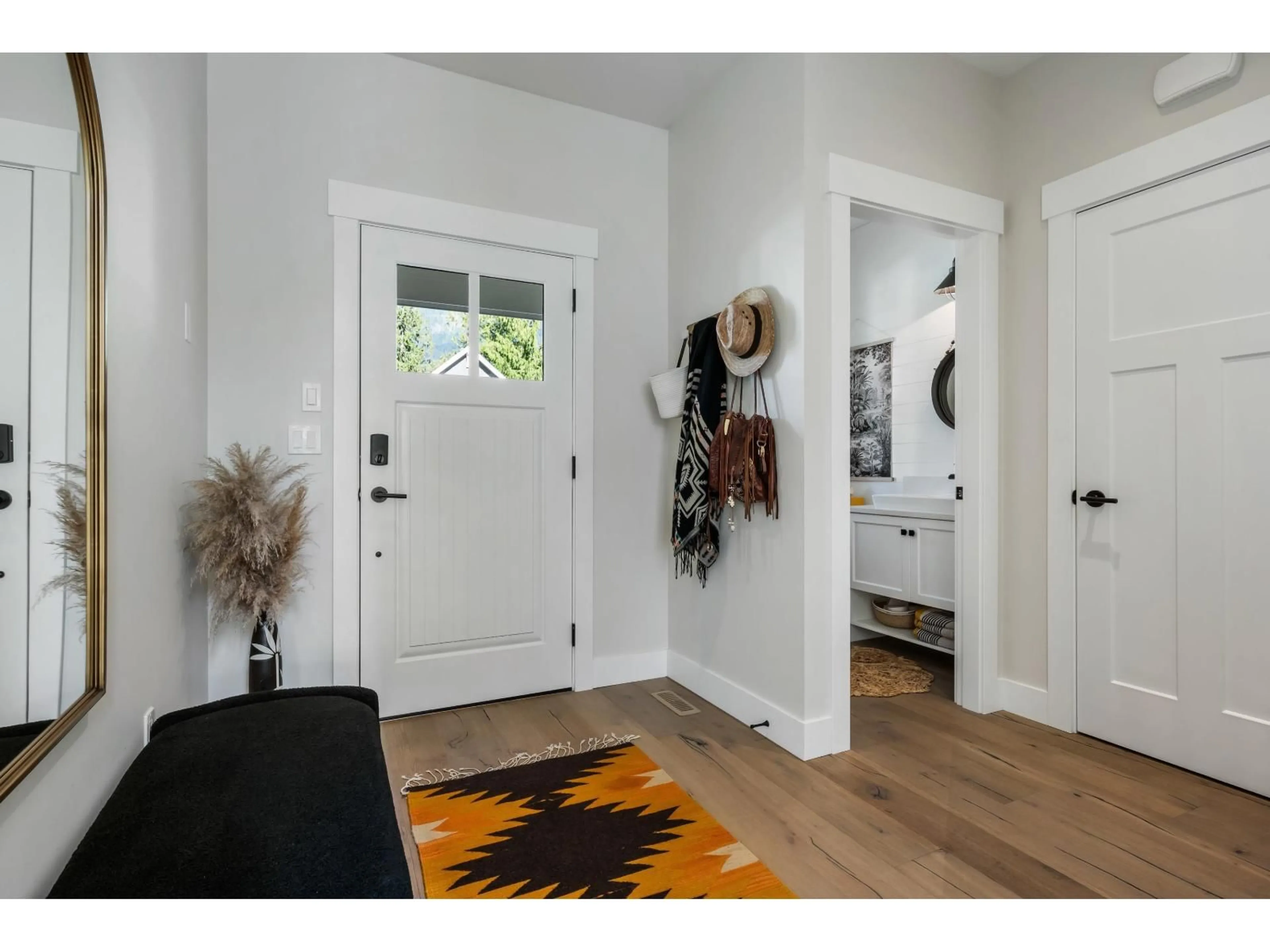 Indoor entryway for 1805 FROSST CREEK CROSSING, Lindell Beach British Columbia V2R4X2