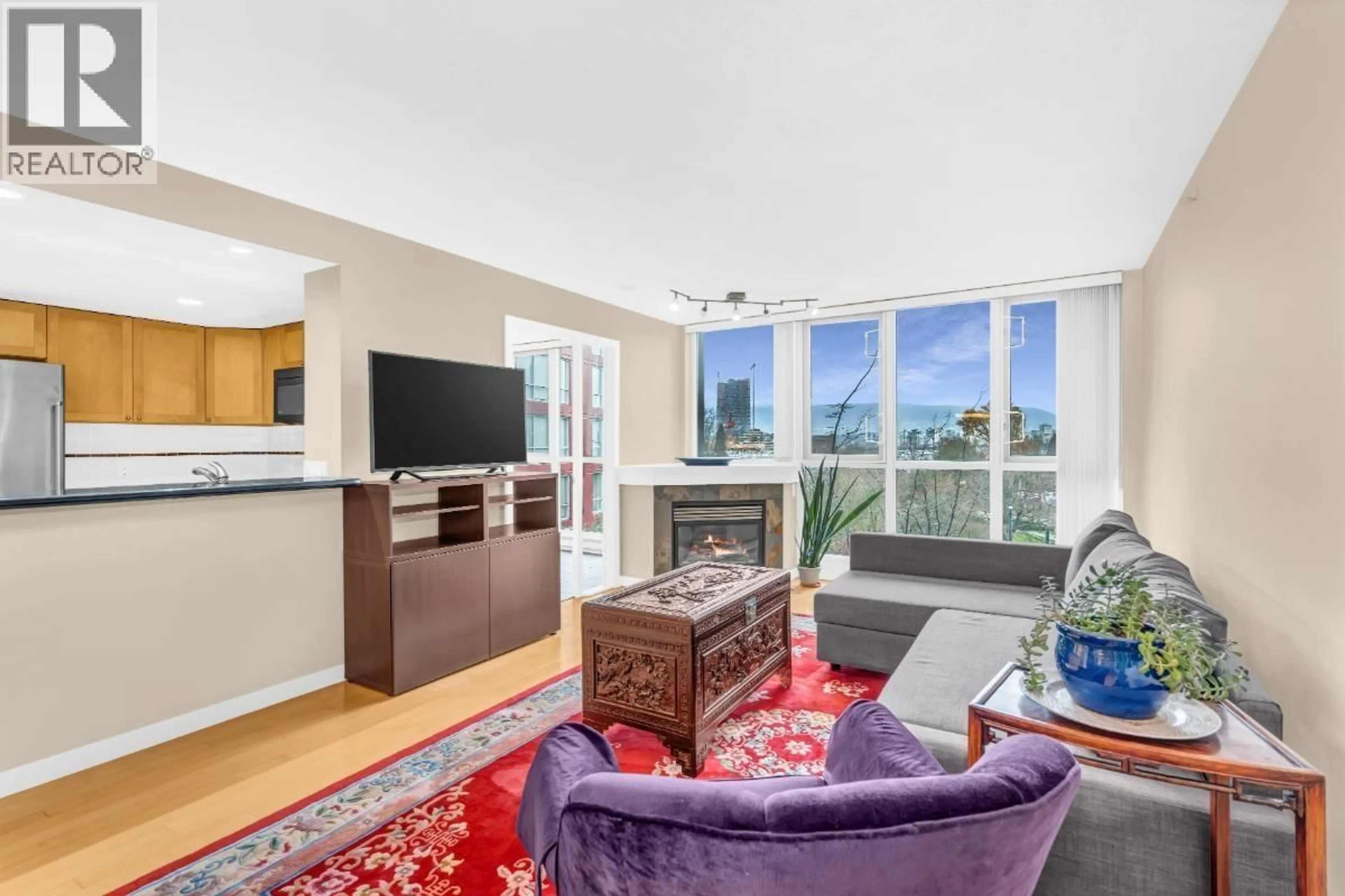 Living room with furniture, unknown for 414 - 1485 6TH AVENUE, Vancouver British Columbia V6H4G1