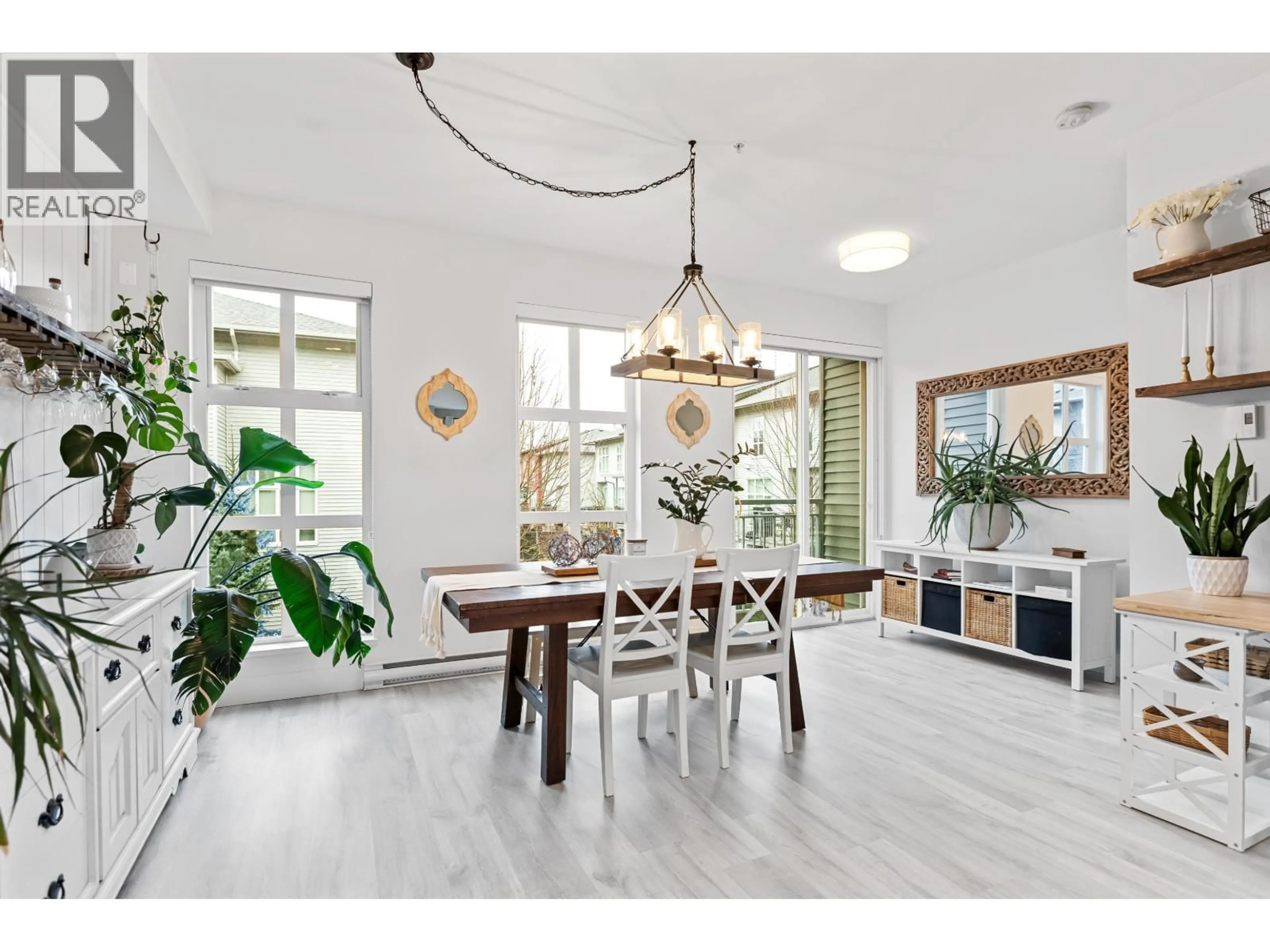 Open concept kitchen, unknown for 89 - 24076 112 AVENUE, Maple Ridge British Columbia V2W0K2