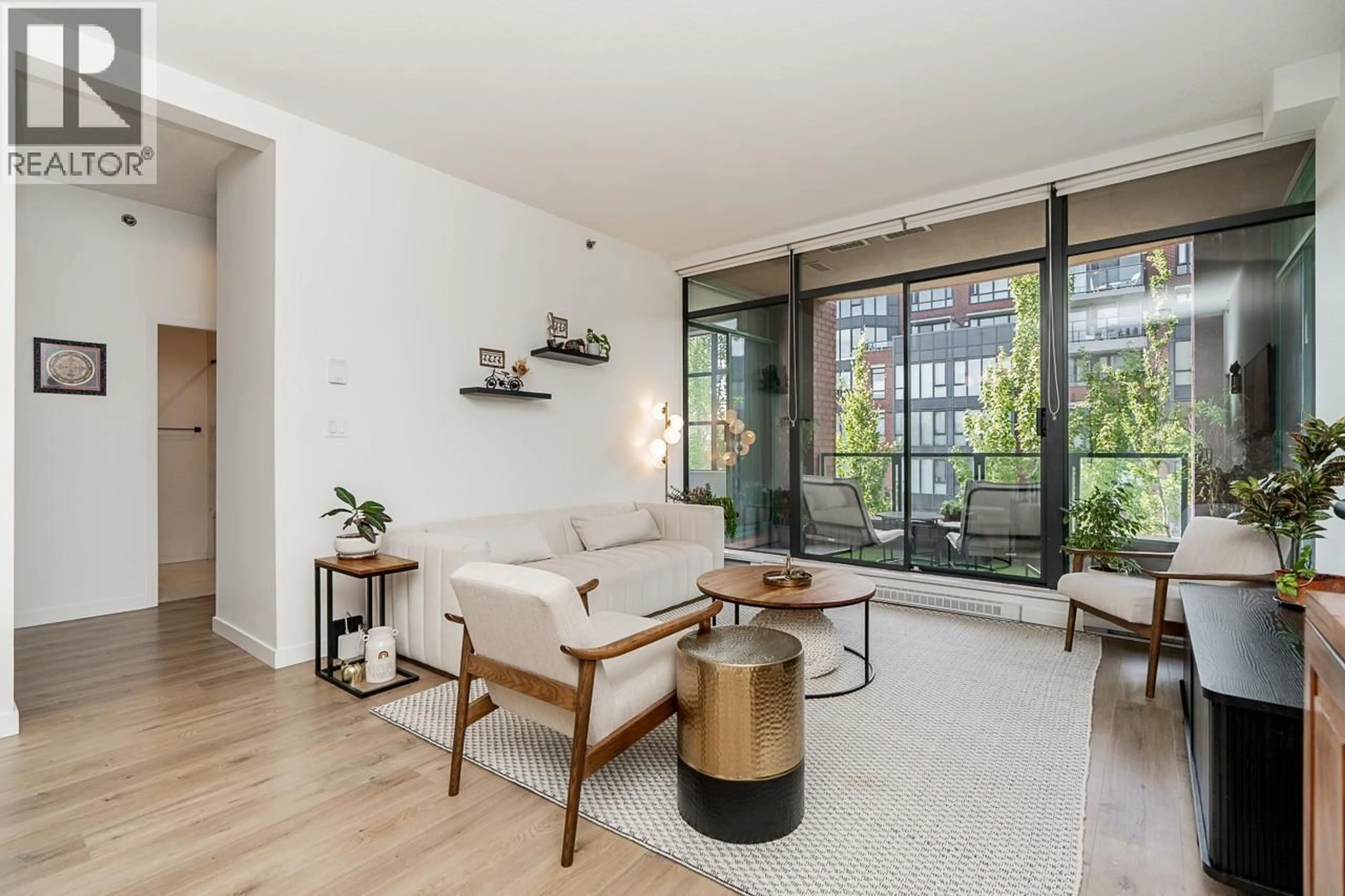 Living room with furniture, unknown for 408 - 503 16TH AVENUE, Vancouver British Columbia V5Z4N3