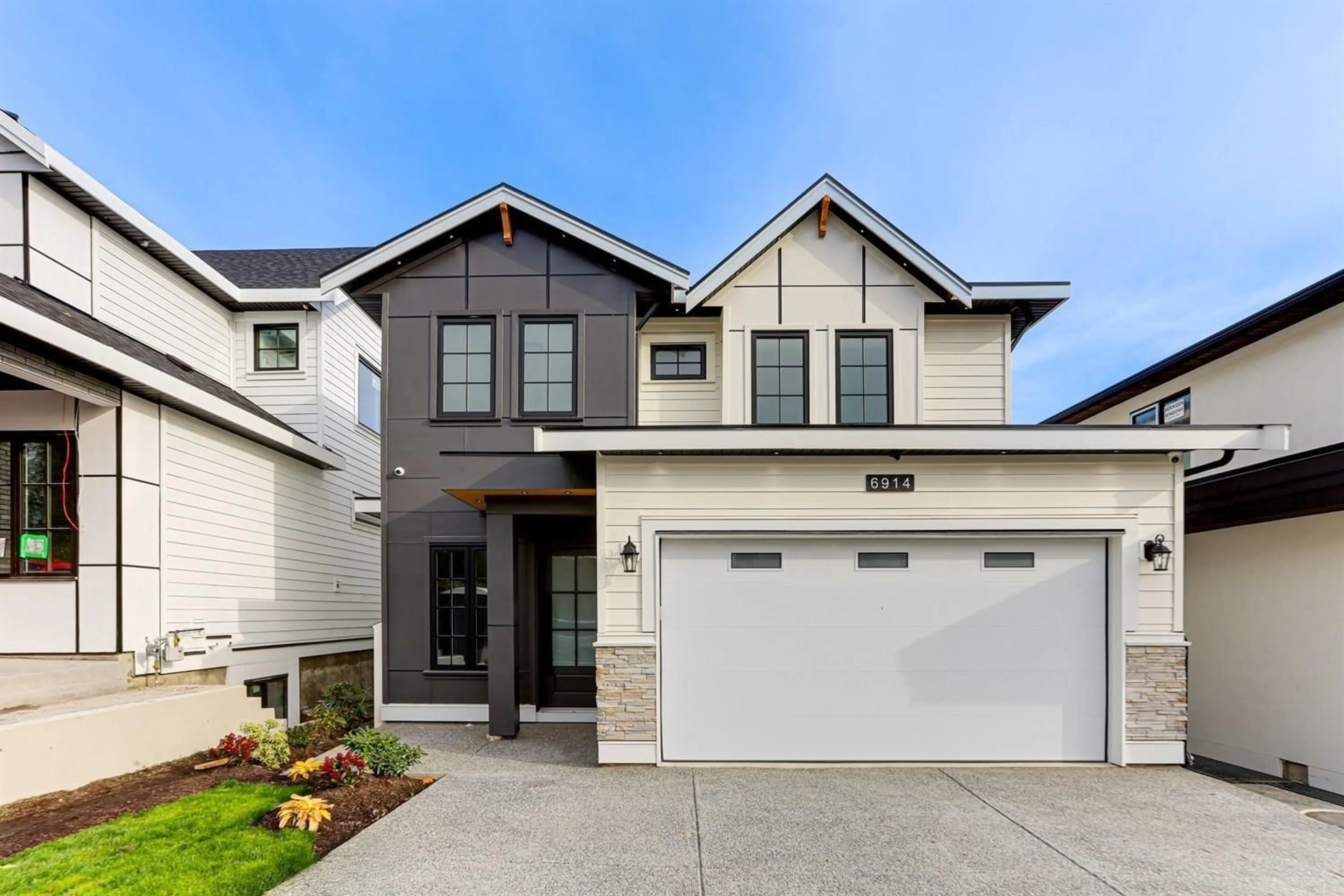 Home with vinyl exterior material, street for 6914 204A STREET, Langley British Columbia V2Y1R2