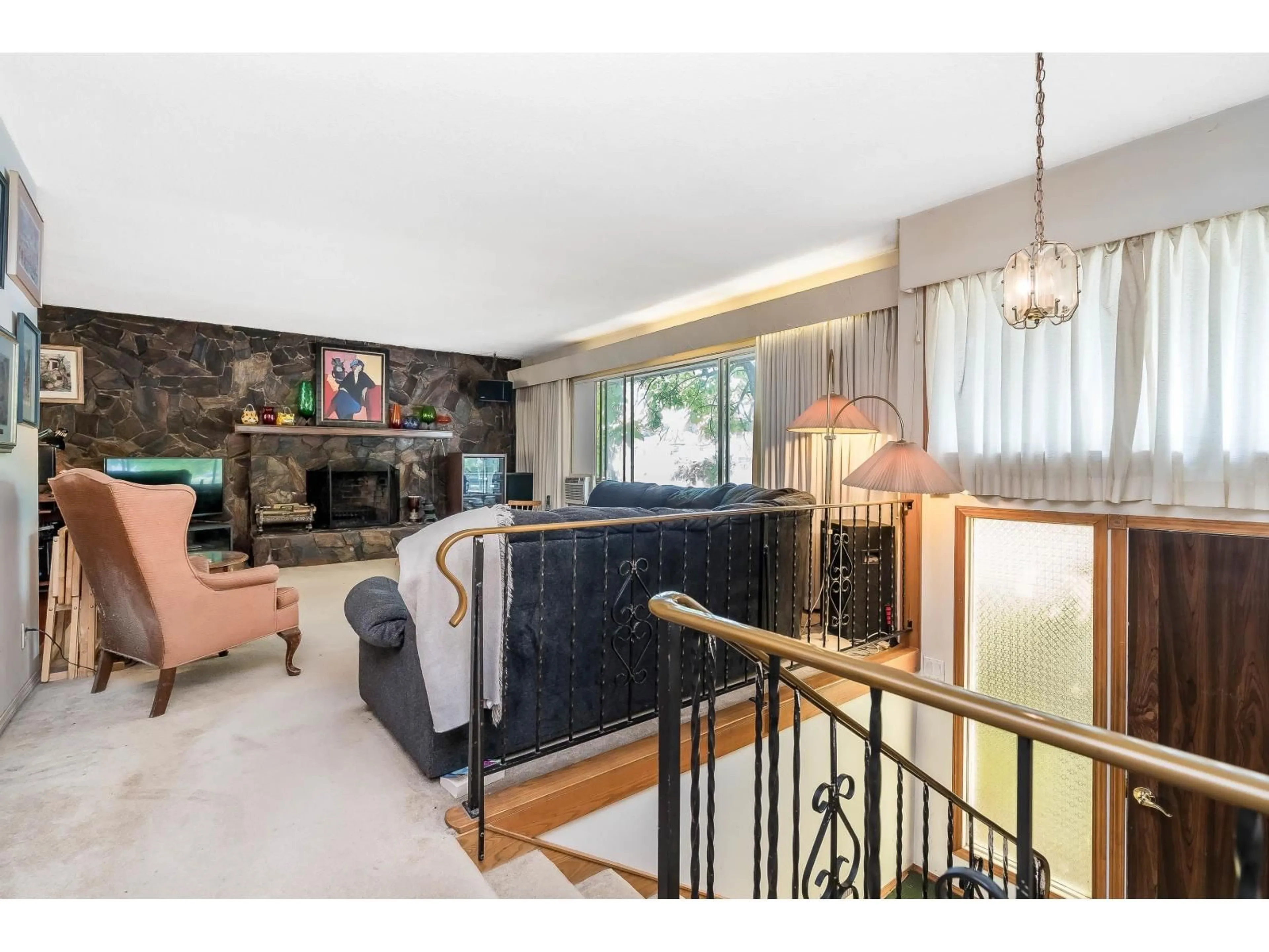 Unknown for 2141 WARE STREET, Abbotsford British Columbia V2S3C4