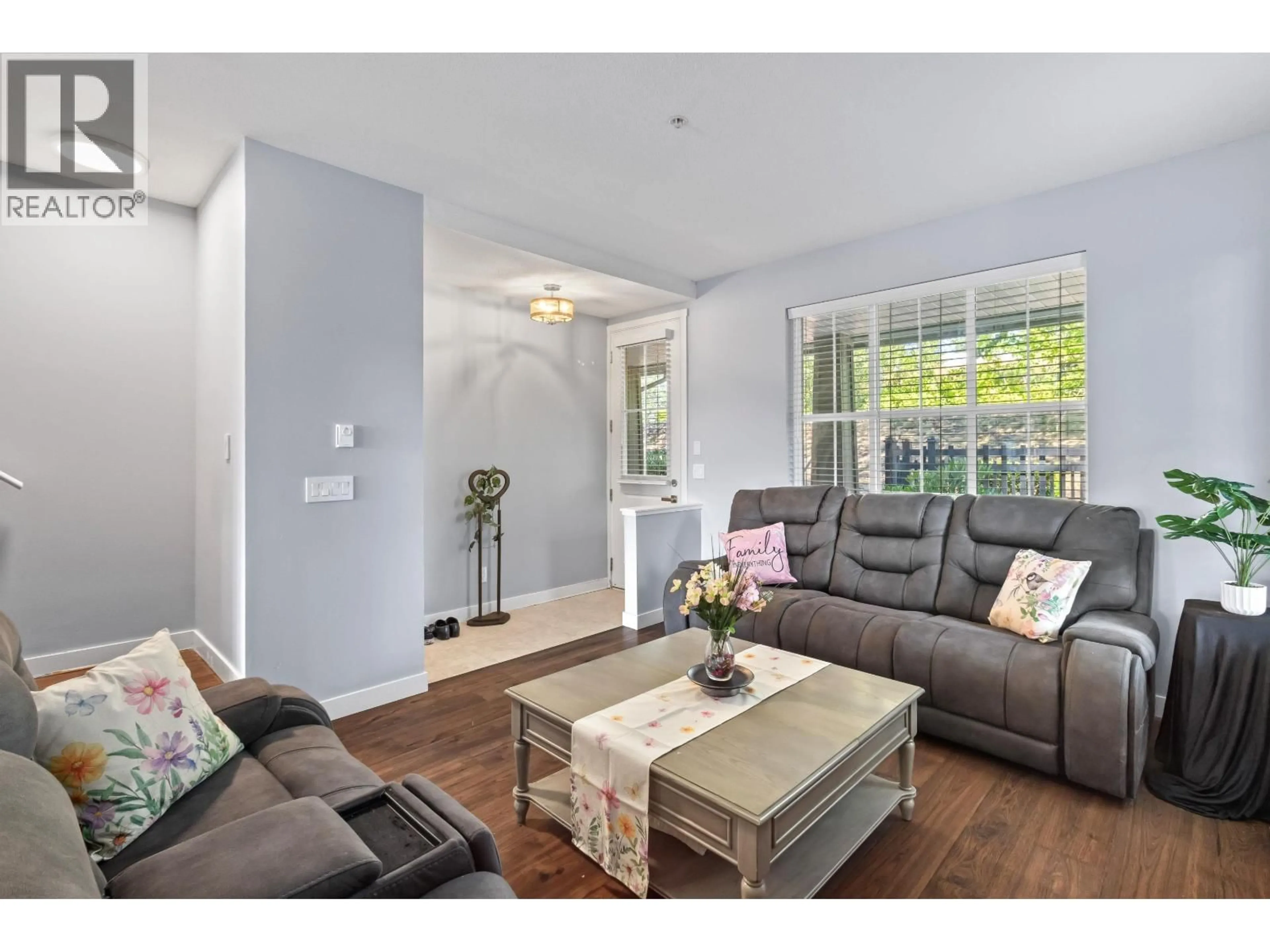 Living room with furniture, wood/laminate floor for 16 - 11176 GILKER HILL ROAD, Maple Ridge British Columbia V2W0G5