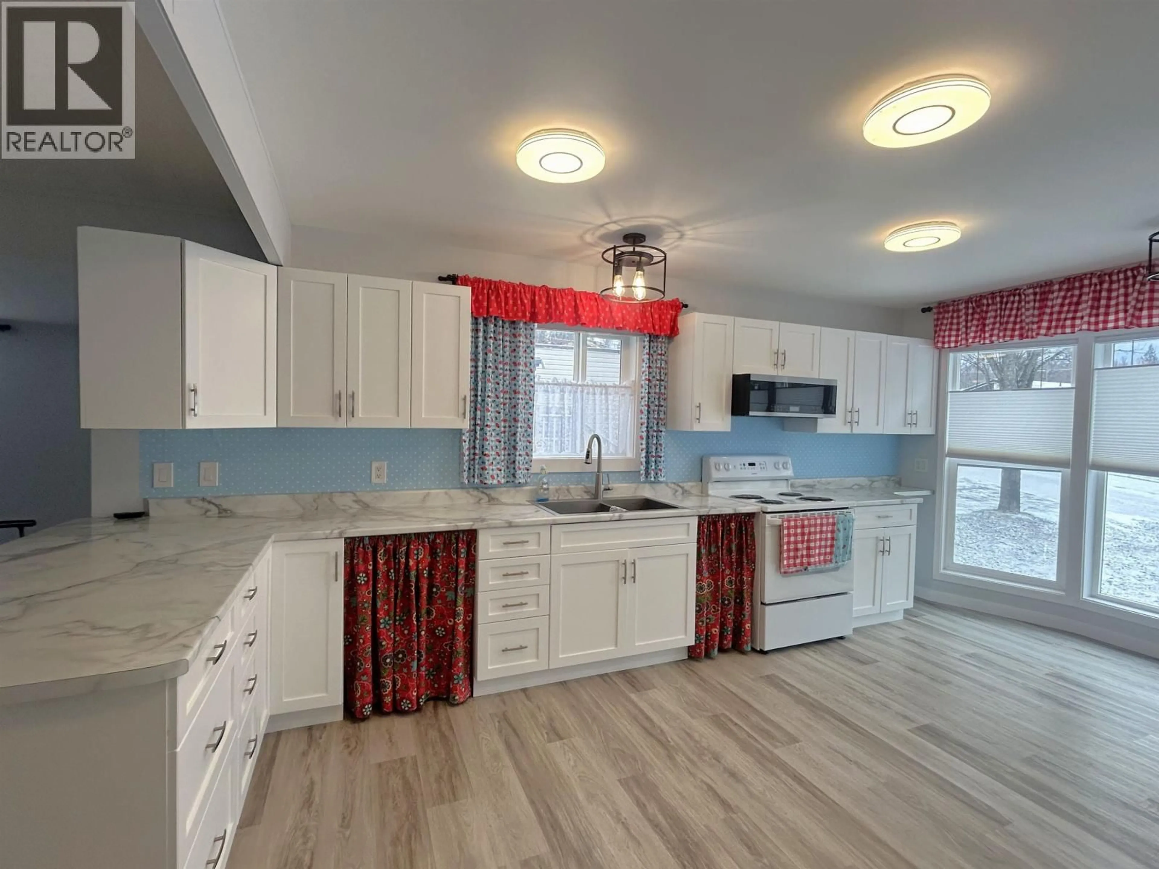 Open concept kitchen, unknown for 82 - 1000 INVERNESS ROAD, Prince George British Columbia V2K4V1