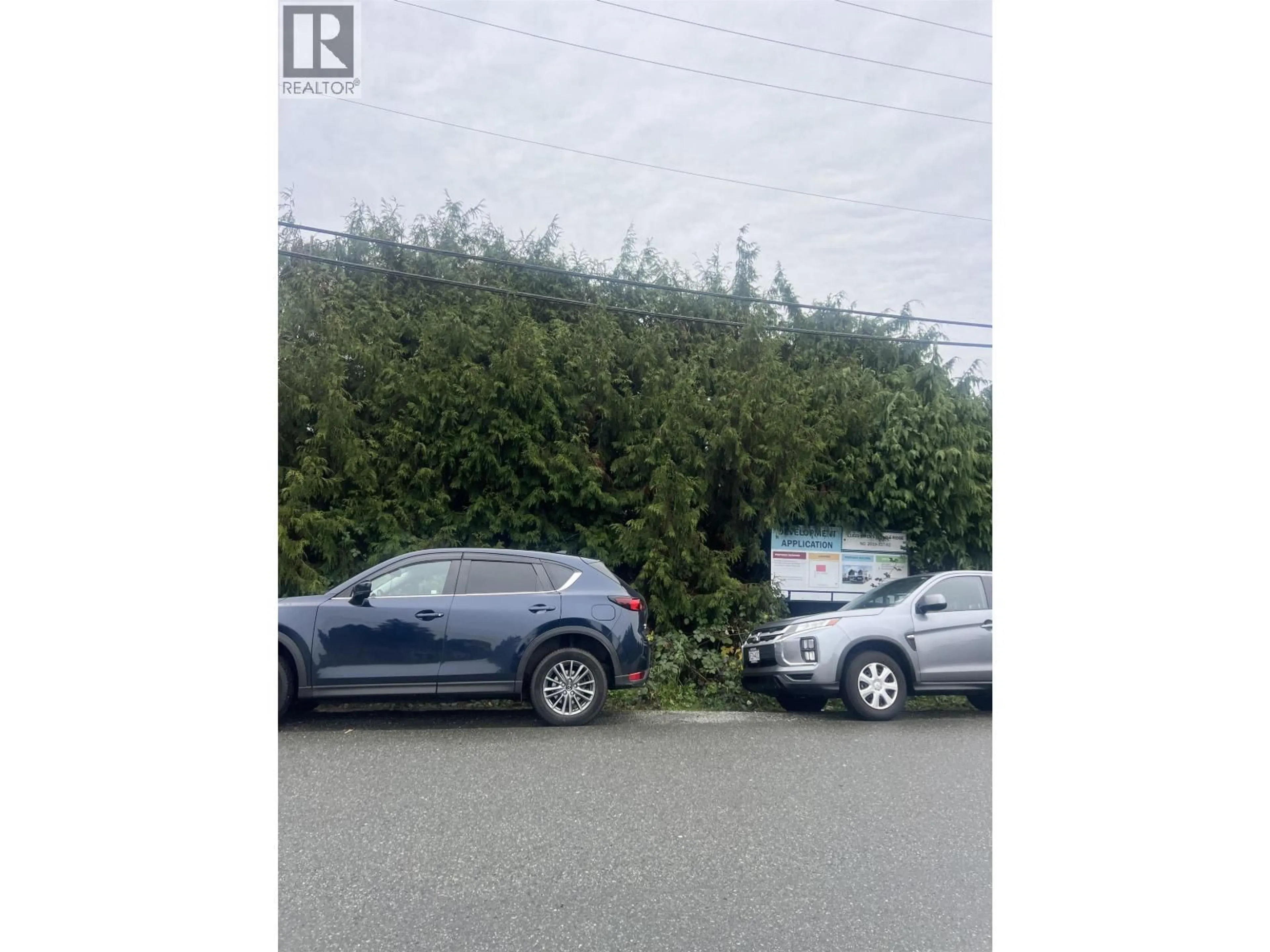 Parking for 11822 OWEN STREET, Maple Ridge British Columbia V2X4W7
