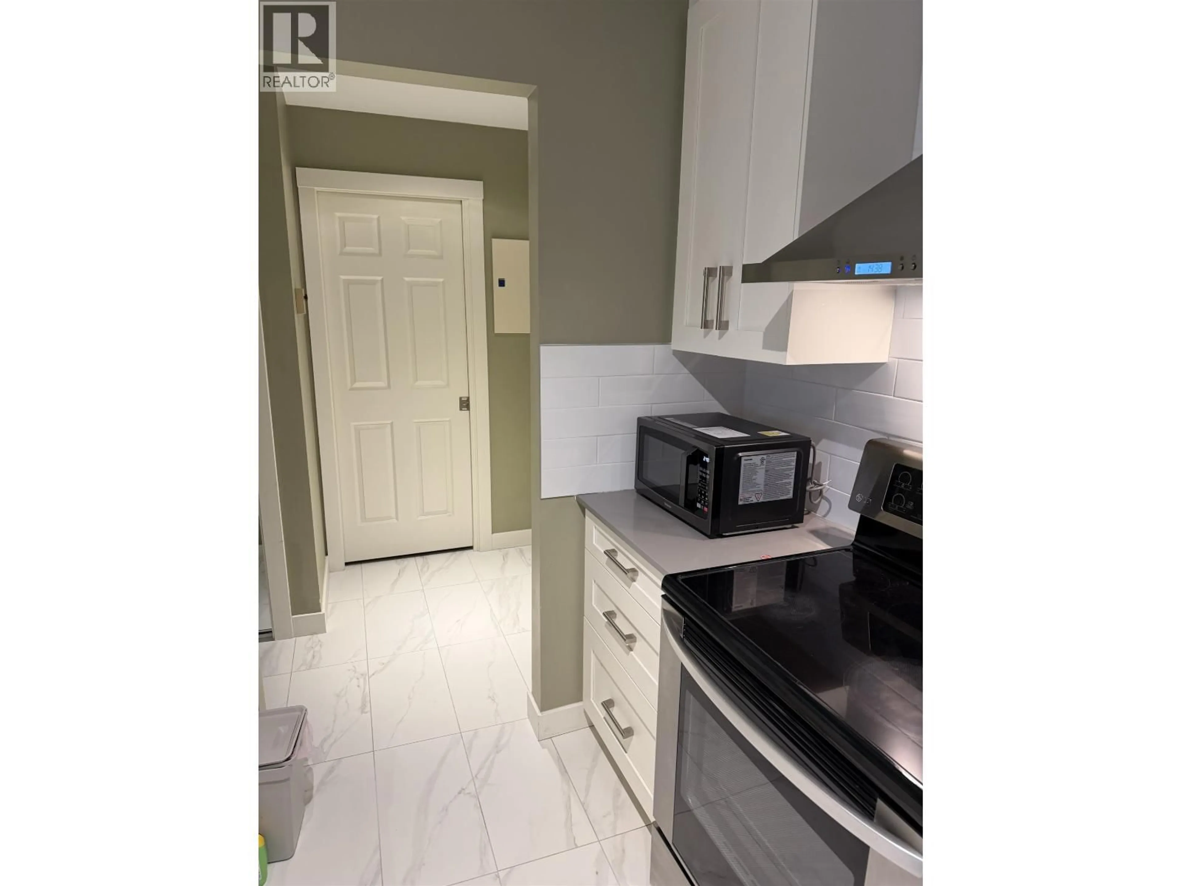 Standard kitchen, ceramic/tile floor for 328 - 7480 ST. ALBANS ROAD, Richmond British Columbia V6Y2K6
