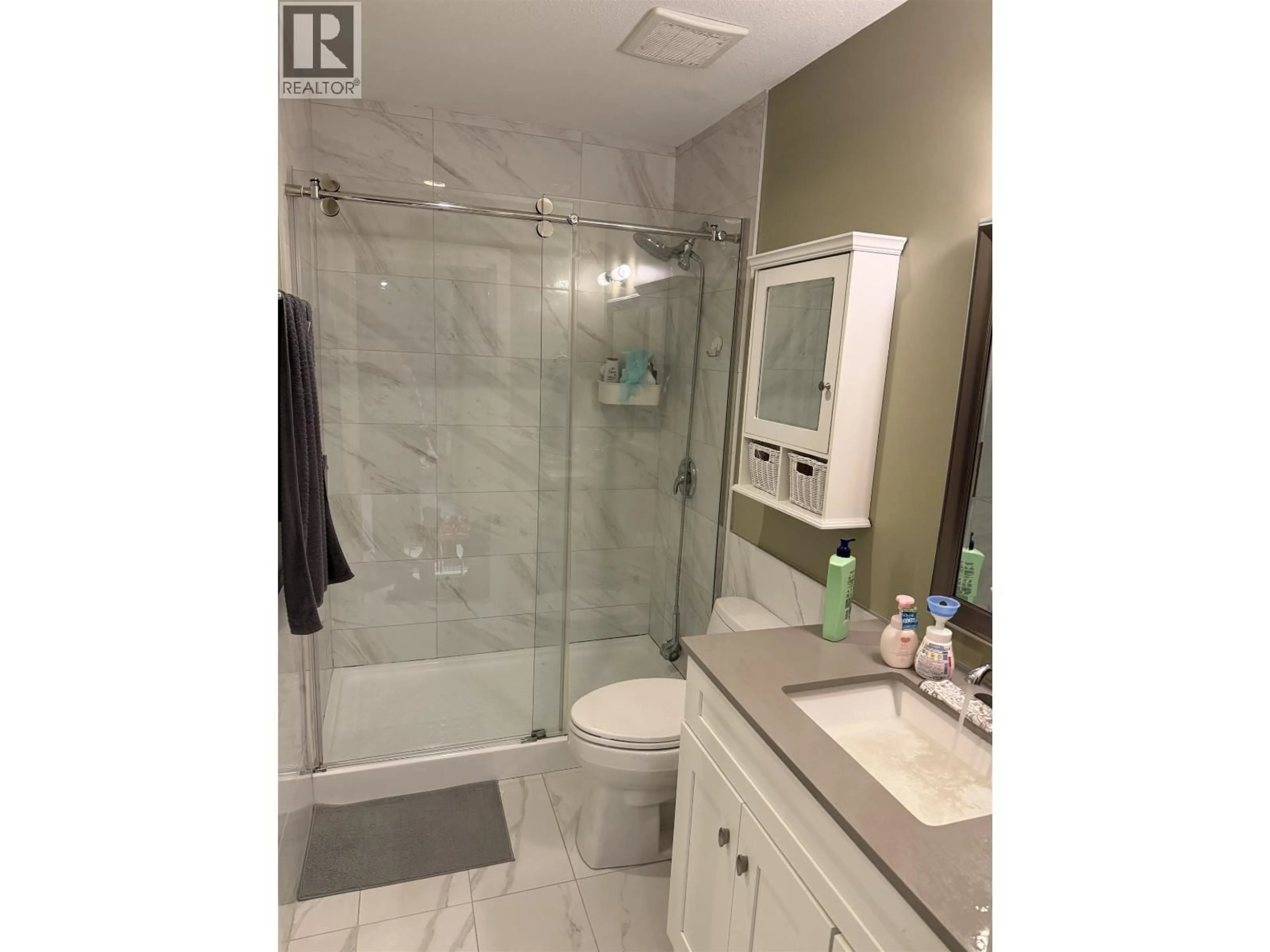 Standard bathroom, ceramic/tile floor for 328 - 7480 ST. ALBANS ROAD, Richmond British Columbia V6Y2K6