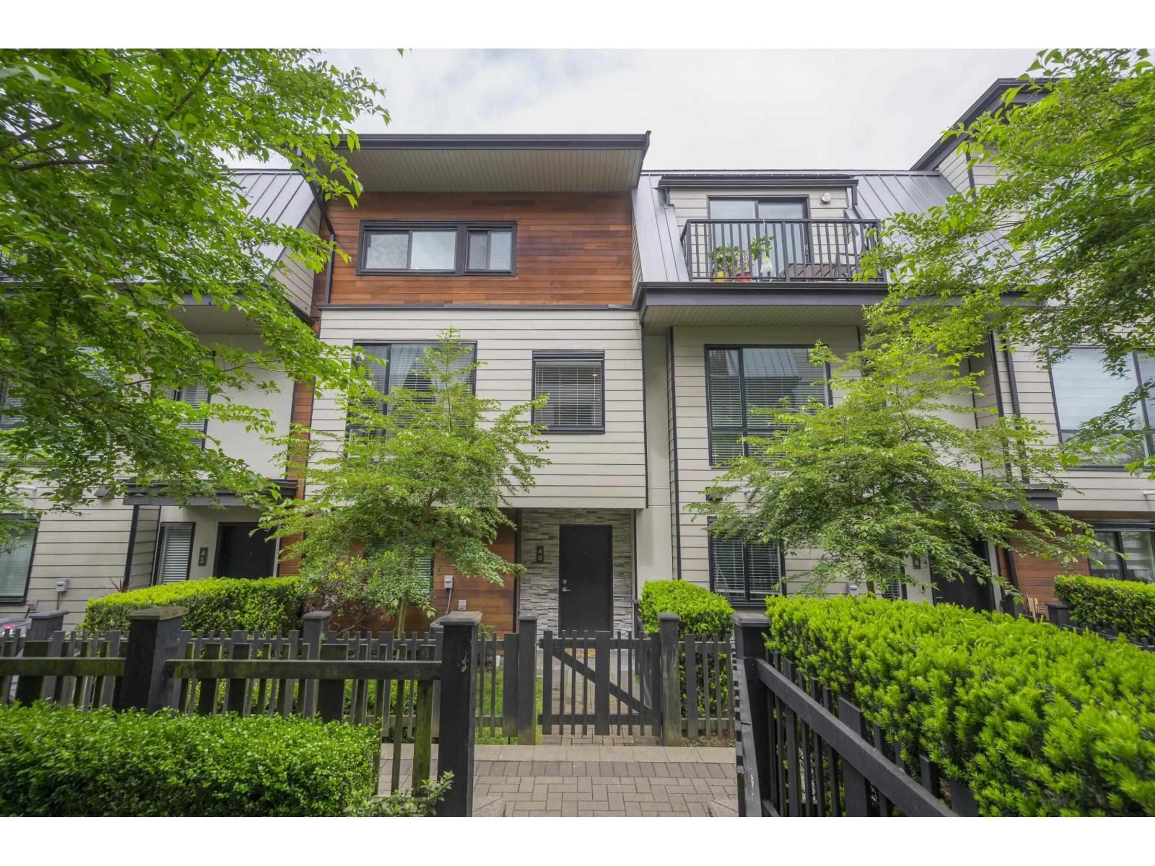 Unknown for 40 - 15688 28 AVENUE, Surrey British Columbia V3Z0N1