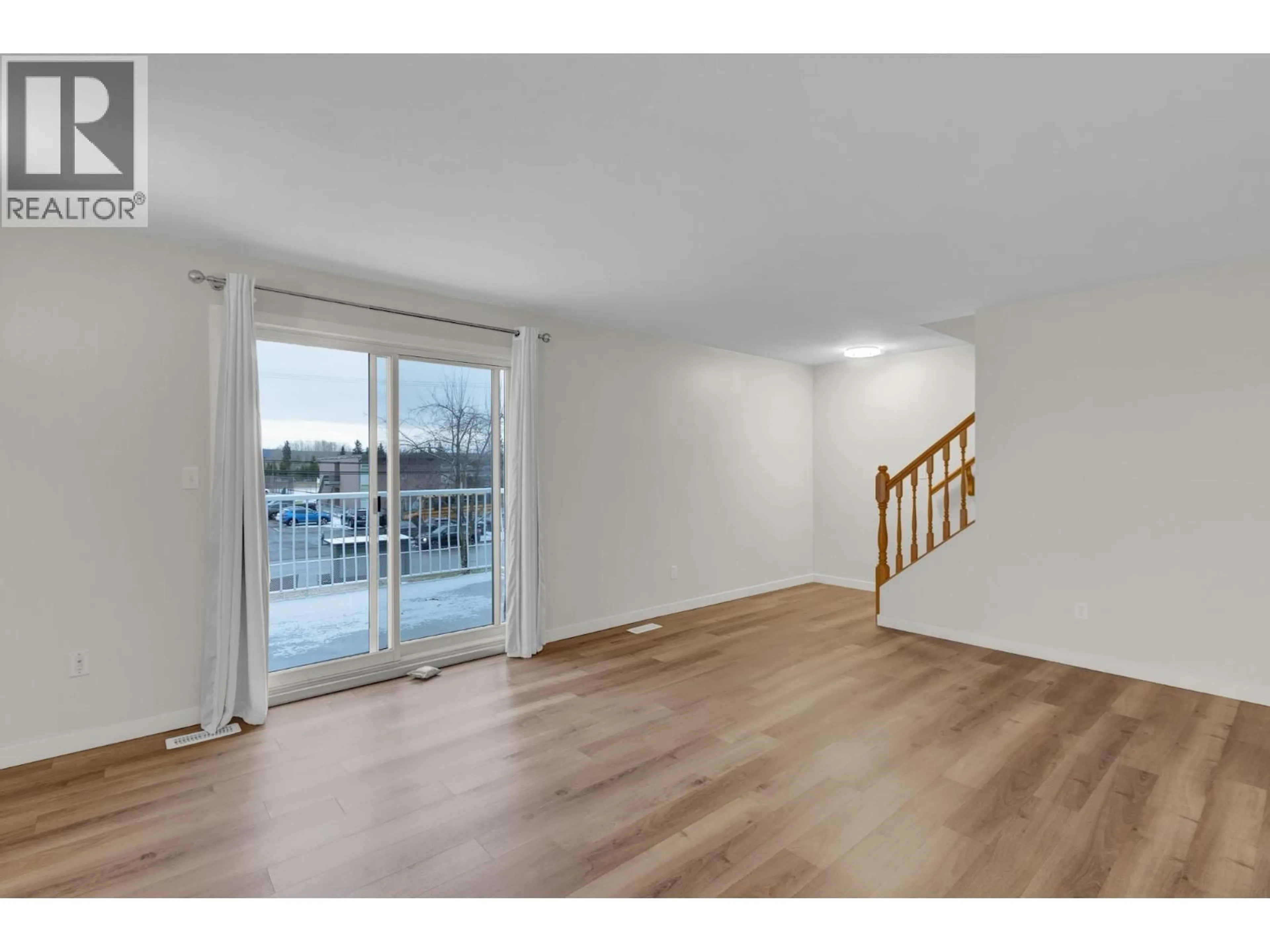 A pic of a room for 206 - 3363 WESTWOOD DRIVE, Prince George British Columbia V2N1S4