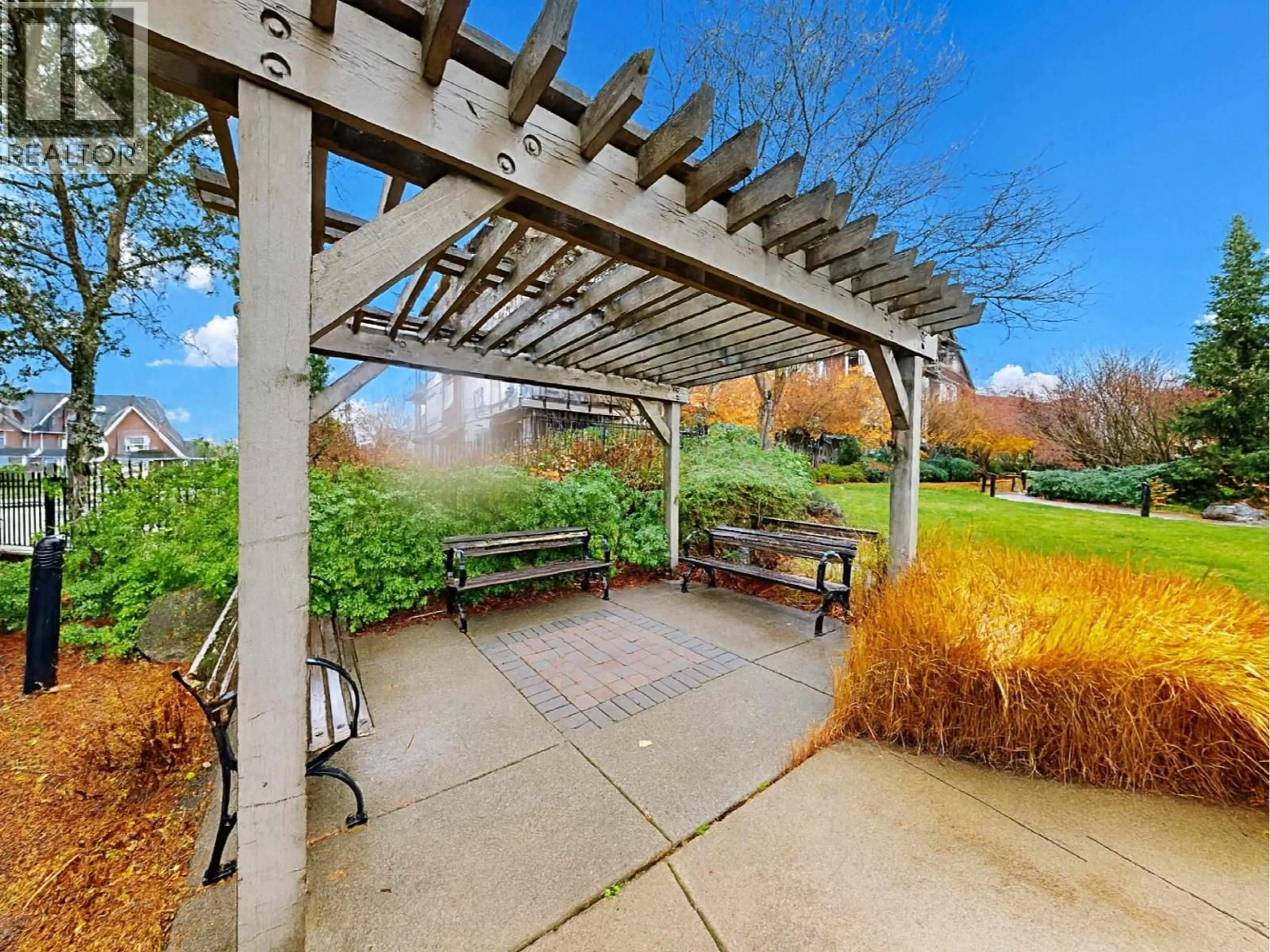 Patio, unknown for 208 - 250 SALTER STREET, New Westminster British Columbia V3M0B7