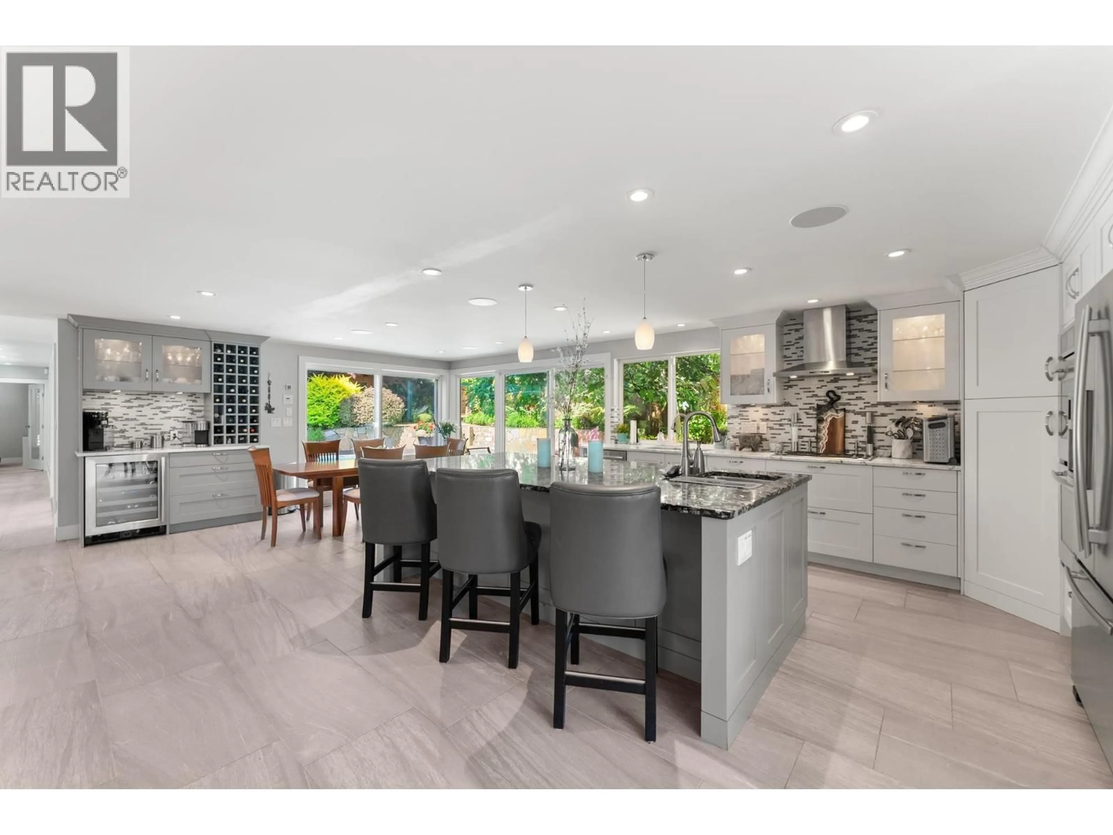 Open concept kitchen, ceramic/tile floor for 1110 PACIFIC DRIVE, Delta British Columbia V4M2K5