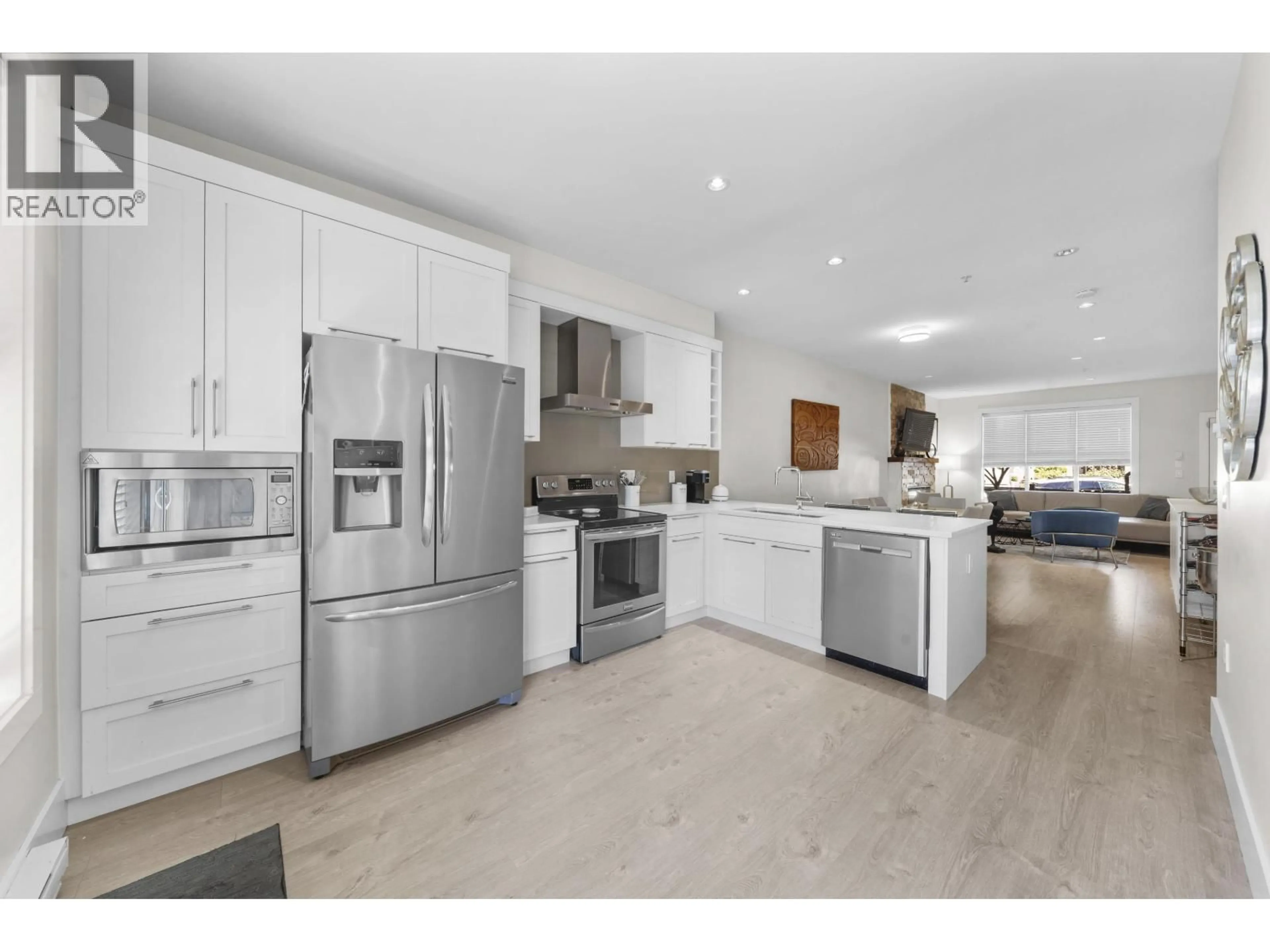 Open concept kitchen, unknown for 24 - 13260 236 STREET, Maple Ridge British Columbia V4R0G6