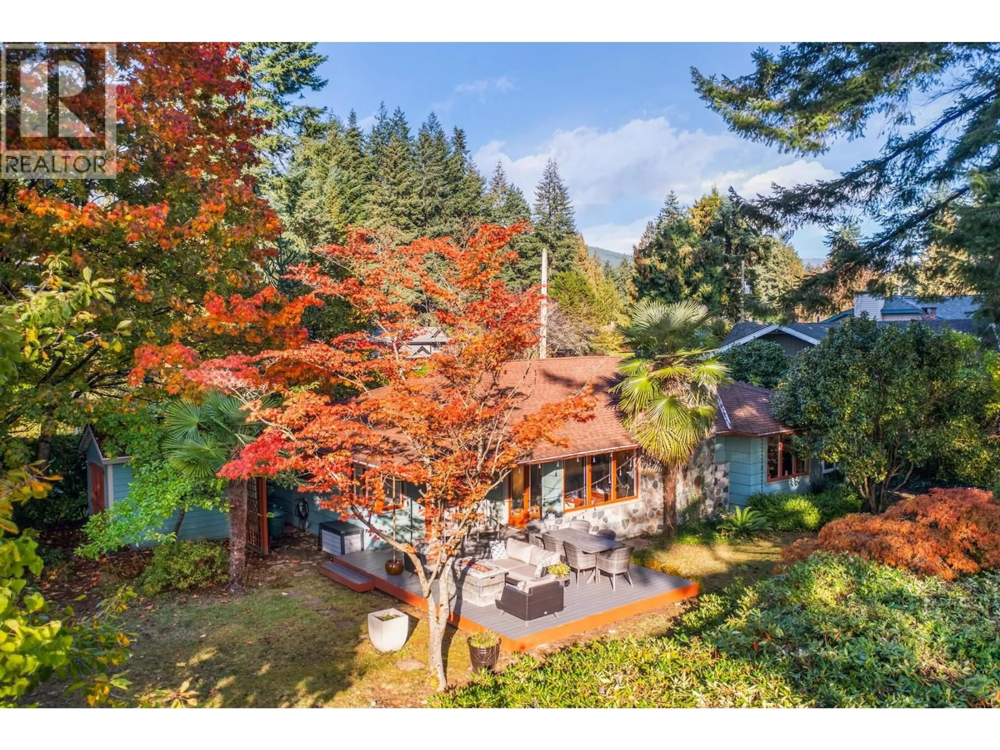 A pic from outside/outdoor area/front of a property/back of a property/a pic from drone, forest/trees view for 1090 KEITH ROAD, North Vancouver British Columbia V7P1Y5