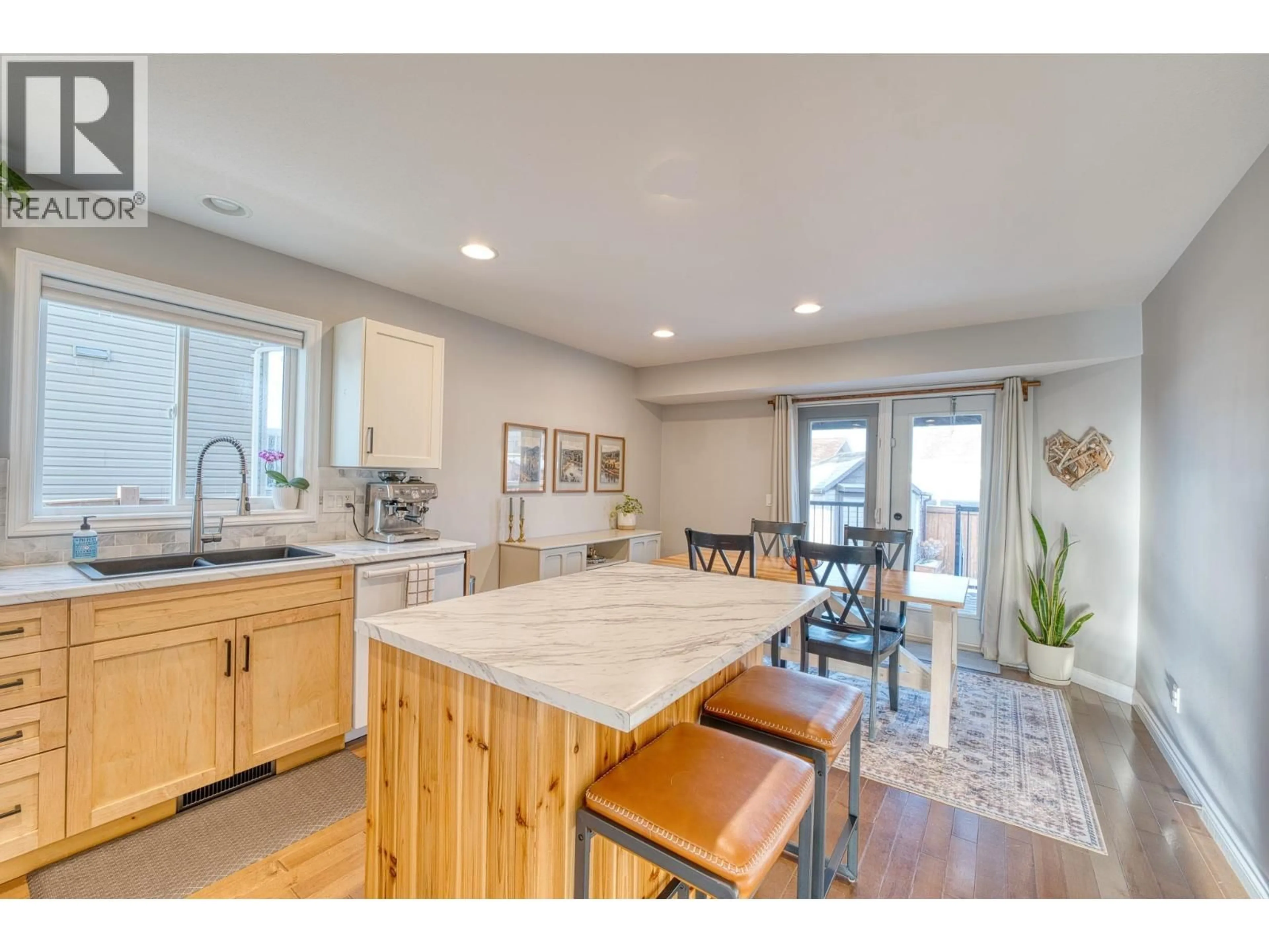 Open concept kitchen, unknown for 8724 113 AVENUE, Fort St. John British Columbia V1J0E2