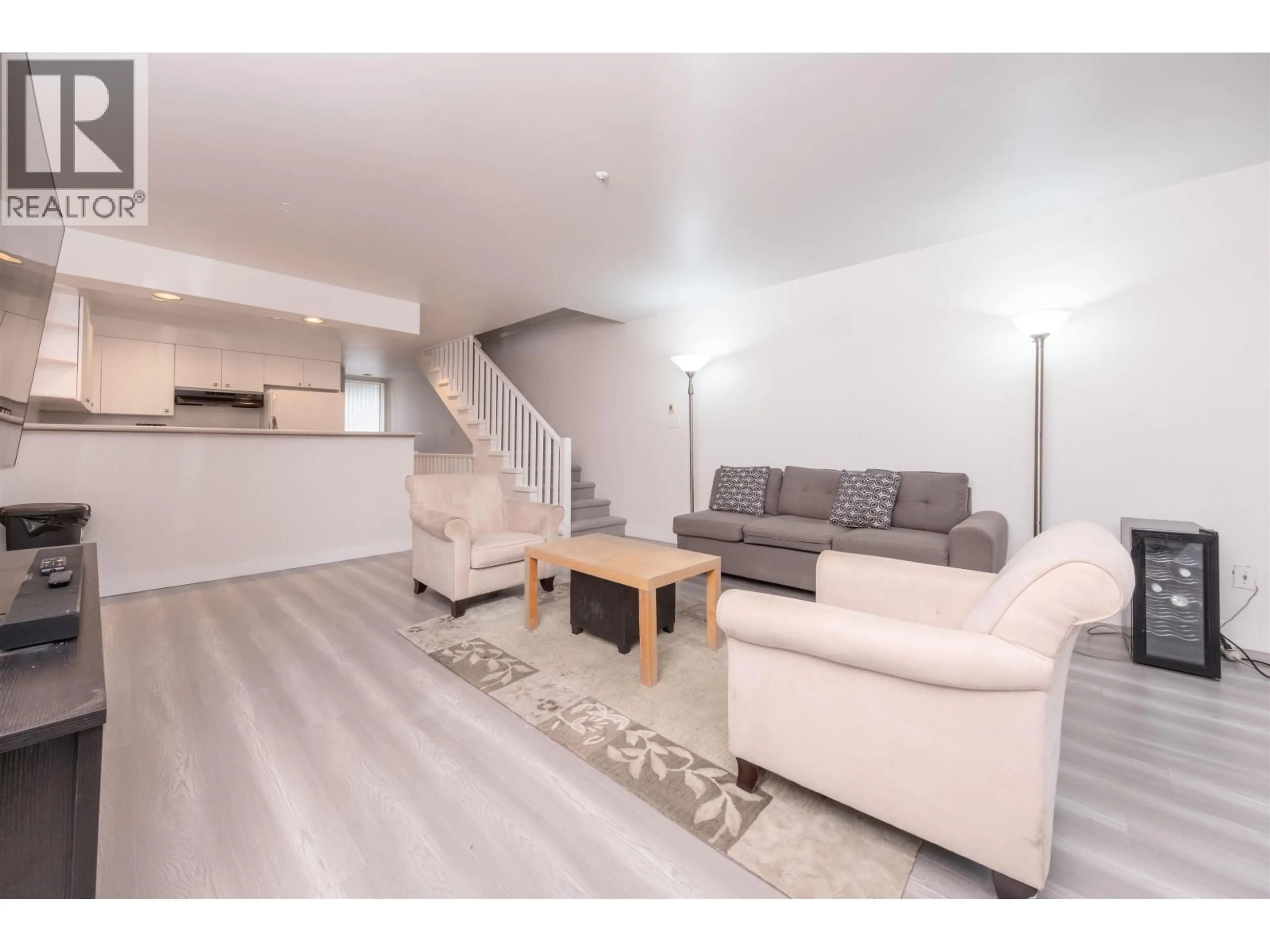 Living room with furniture, unknown for 3371 FIELDSTONE AVENUE, Vancouver British Columbia V5S4R9