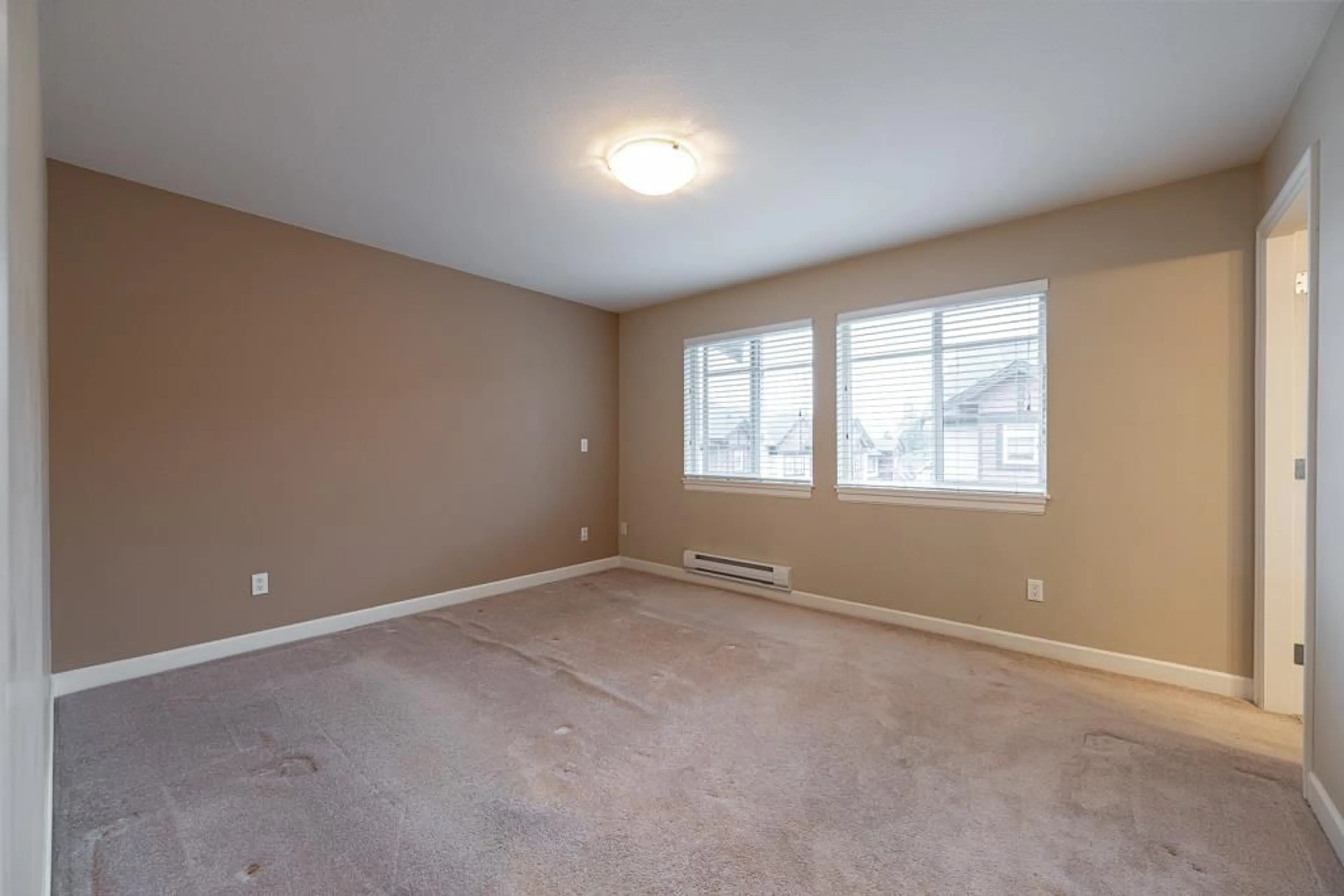 A pic of a room for 34 - 7168 179 STREET, Surrey British Columbia V3S8C5