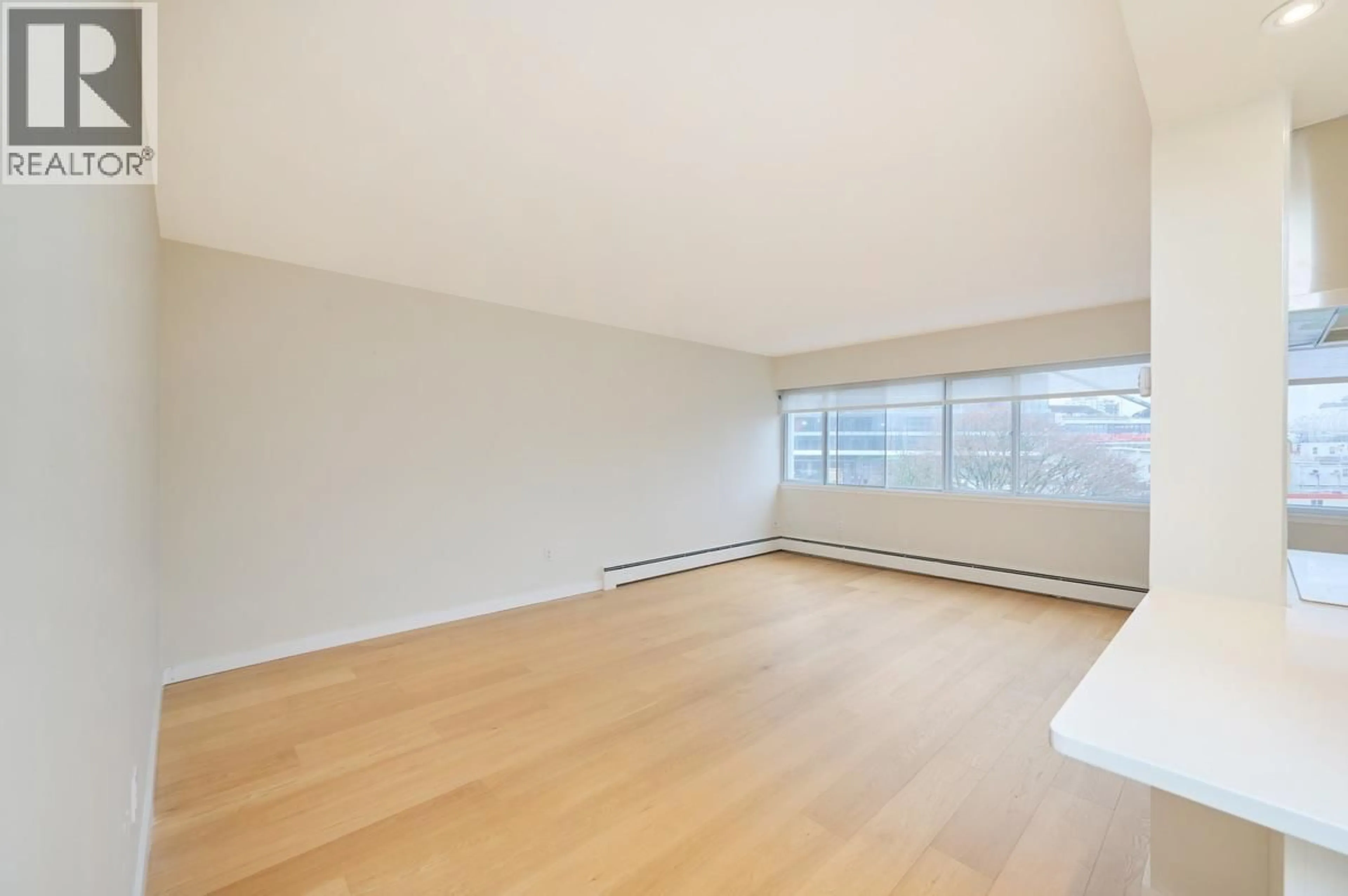 A pic of a room for 205 - 5926 TISDALL STREET, Vancouver British Columbia V5Z3N2