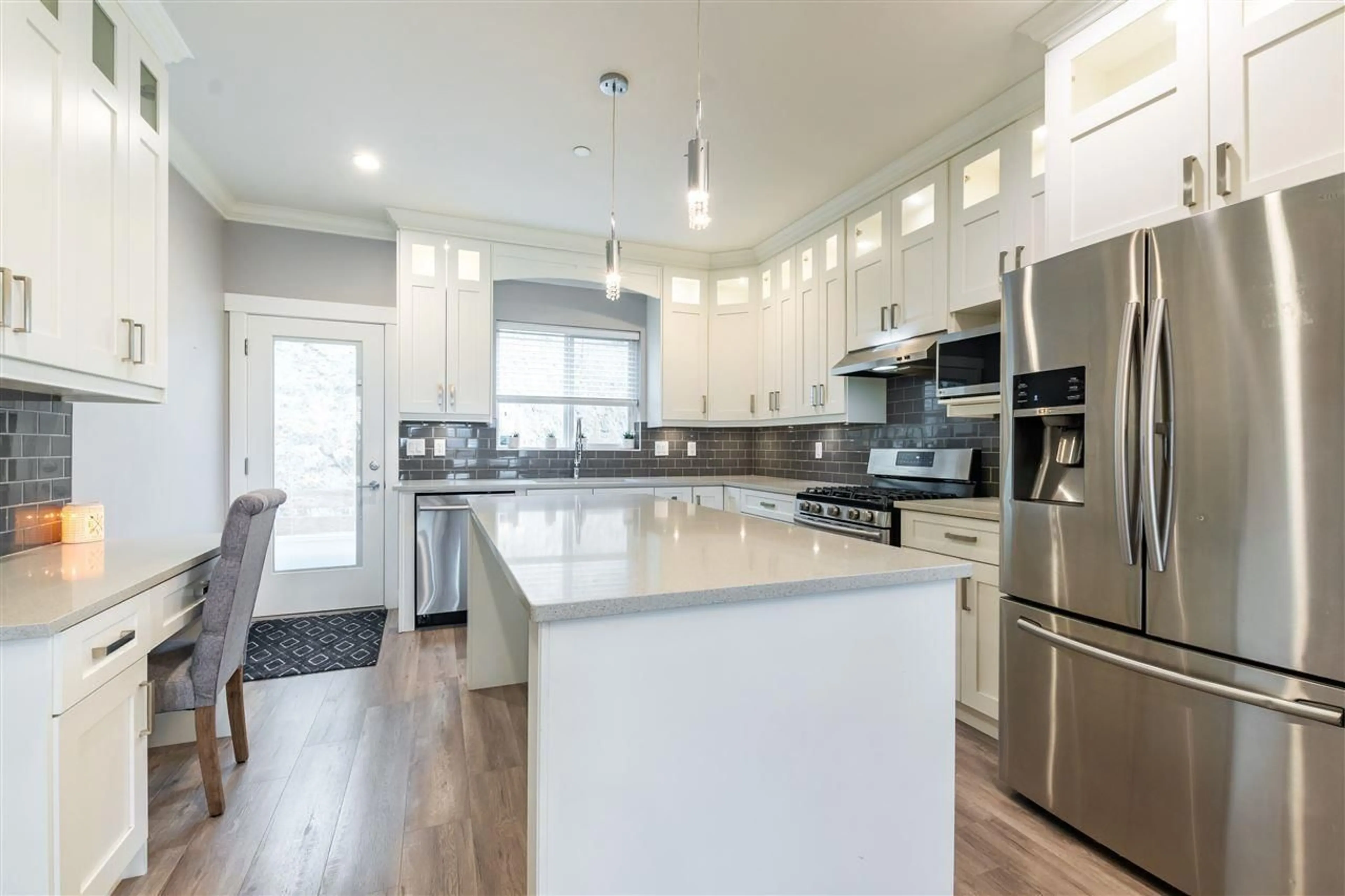 Open concept kitchen, unknown for 46874 SYLVAN DRIVE, Chilliwack British Columbia V2R0J8