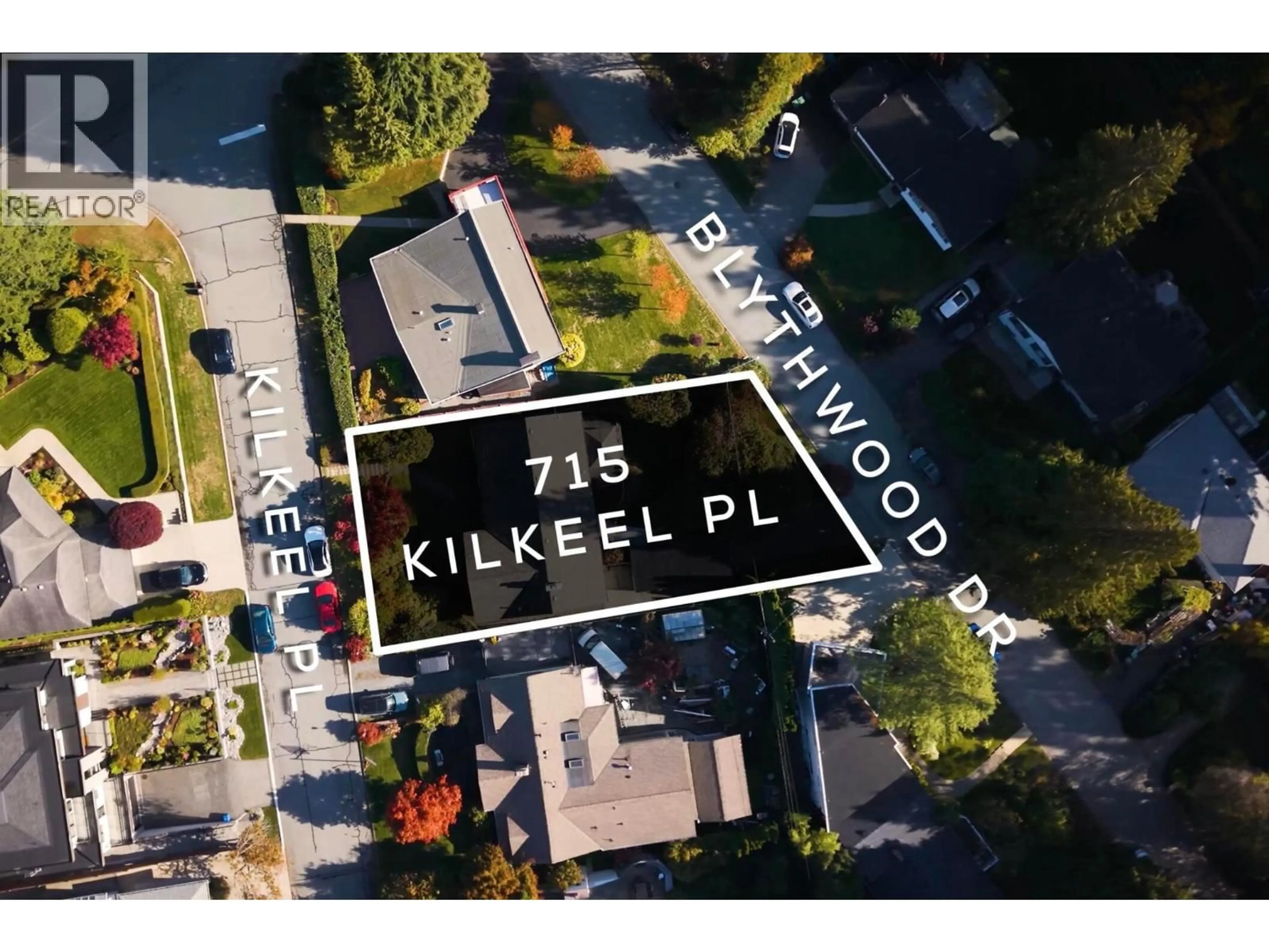 A pic from outside/outdoor area/front of a property/back of a property/a pic from drone, street for 715 KILKEEL PLACE, North Vancouver British Columbia V7N2X2