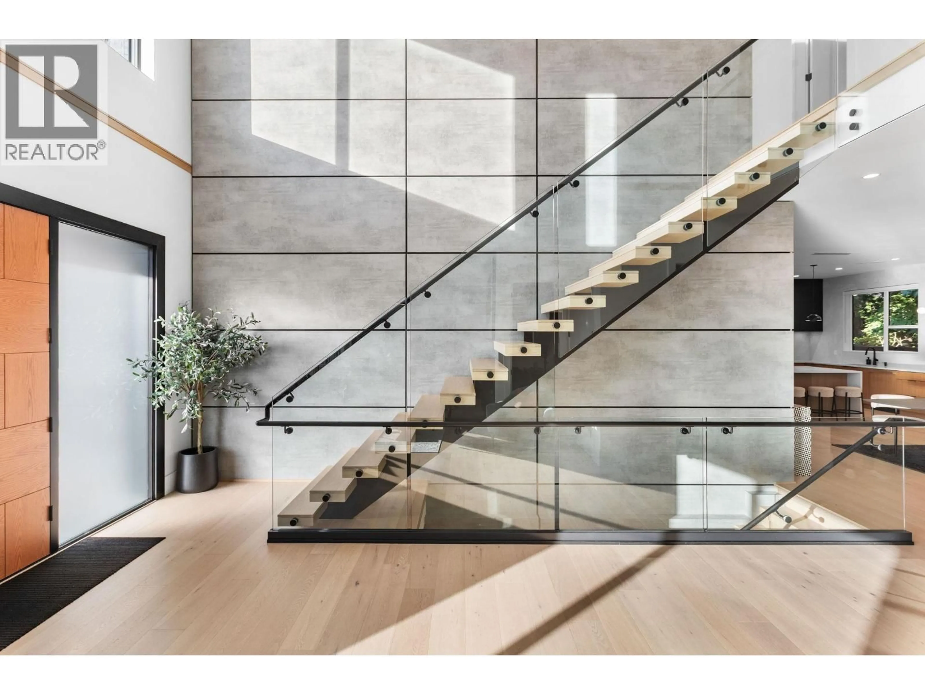 Unknown for 8 CREEKSTONE PLACE, Port Moody British Columbia V3H4L6