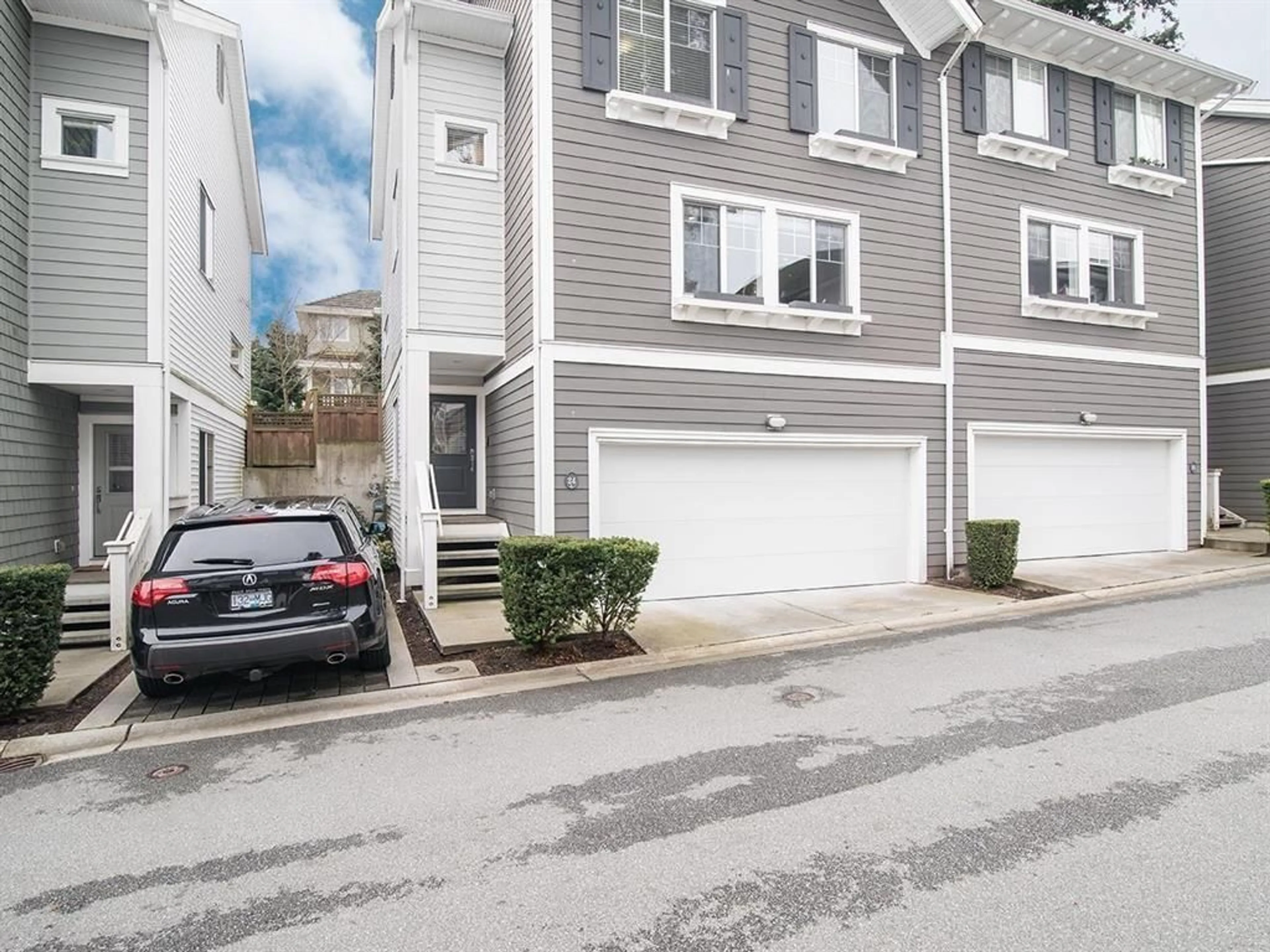 Unknown for 24 - 15128 24 AVENUE, Surrey British Columbia V4A2H8