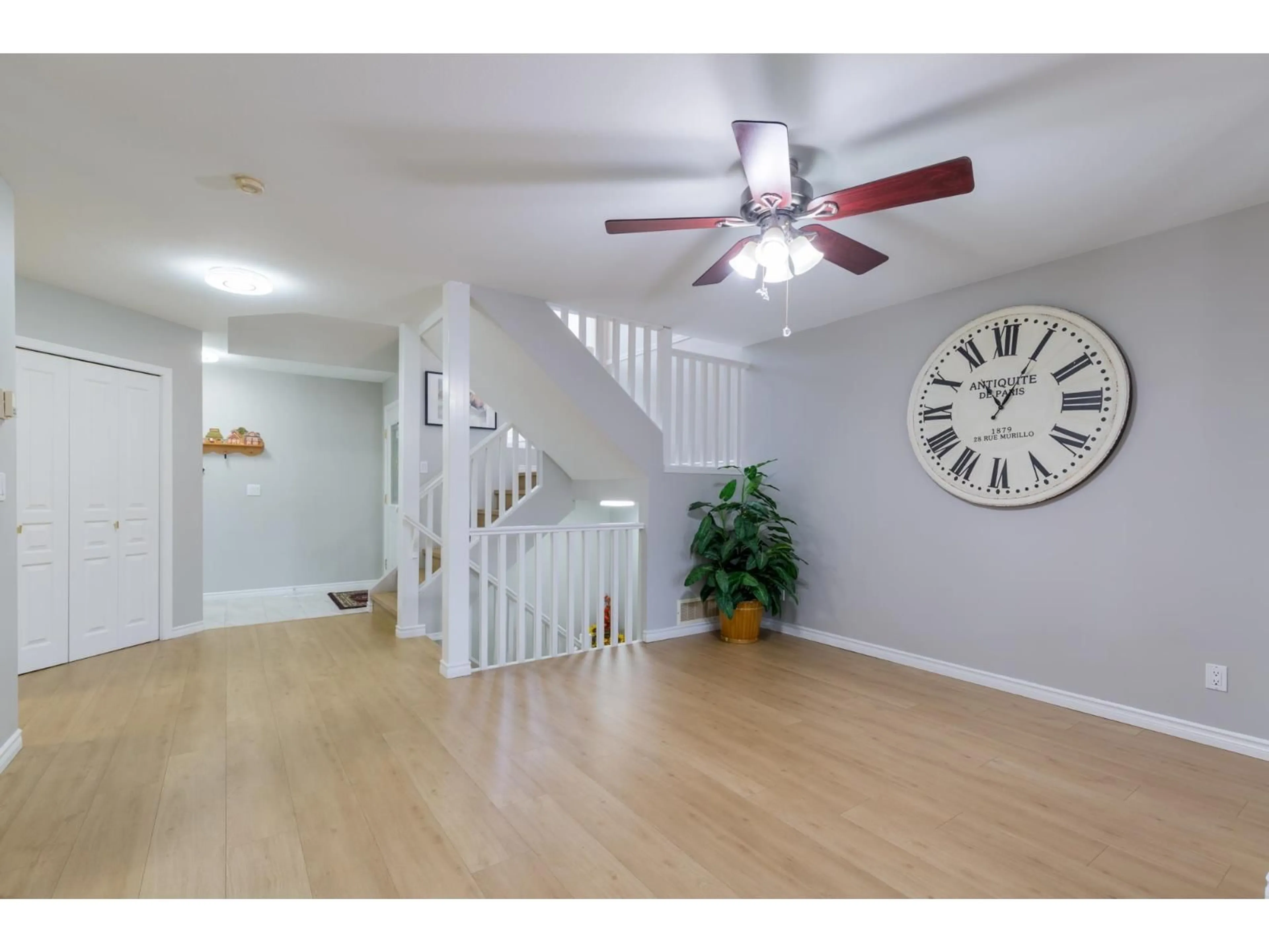 Unknown for 32 - 2525 YALE COURT, Abbotsford British Columbia V2S8G9