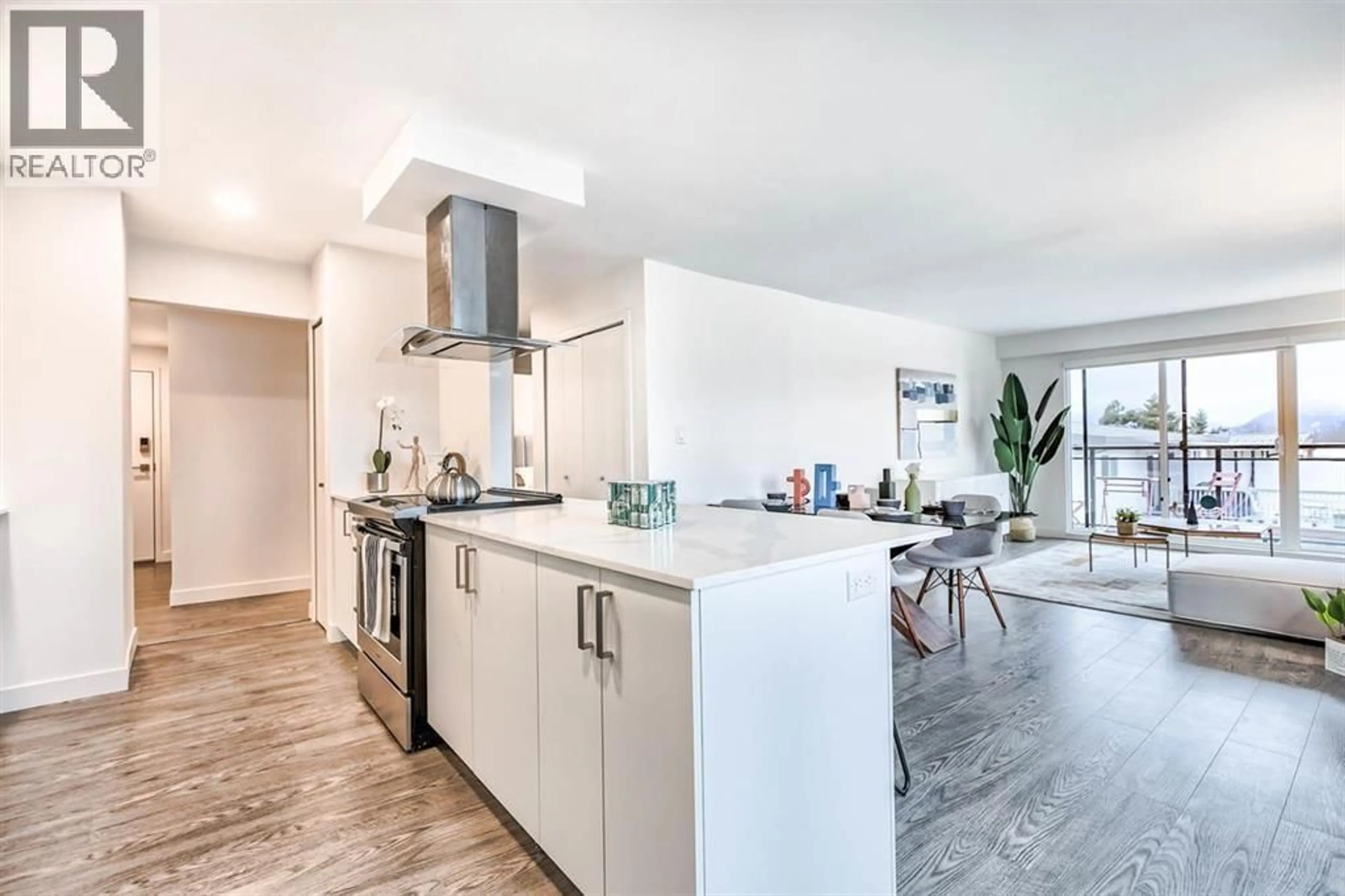 Open concept kitchen, unknown for 205 - 4625 GRANGE STREET, Burnaby British Columbia V5H1R1