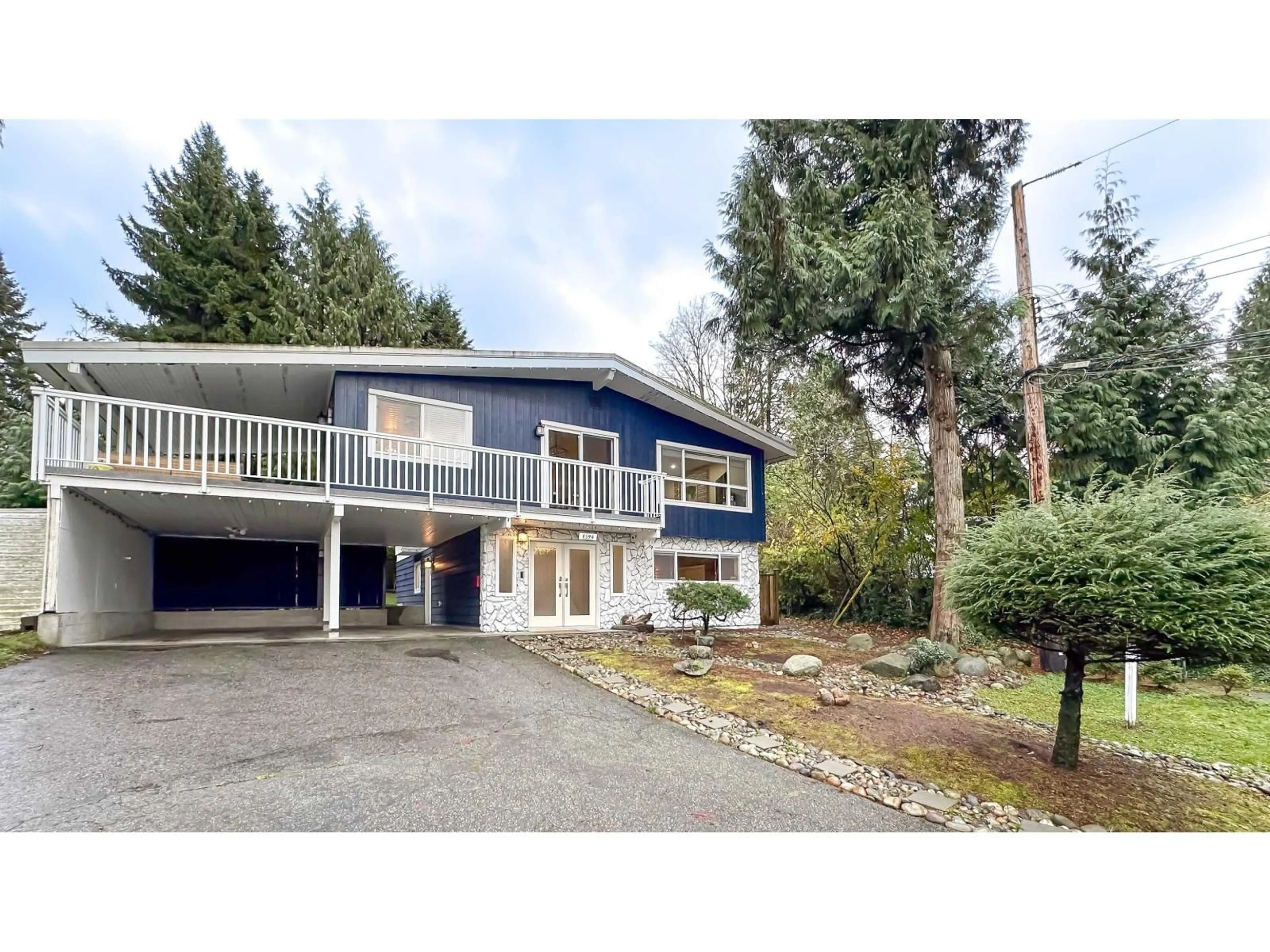 Home with vinyl exterior material, unknown for 8594 SUNBURY PLACE, Delta British Columbia V4C3Y7