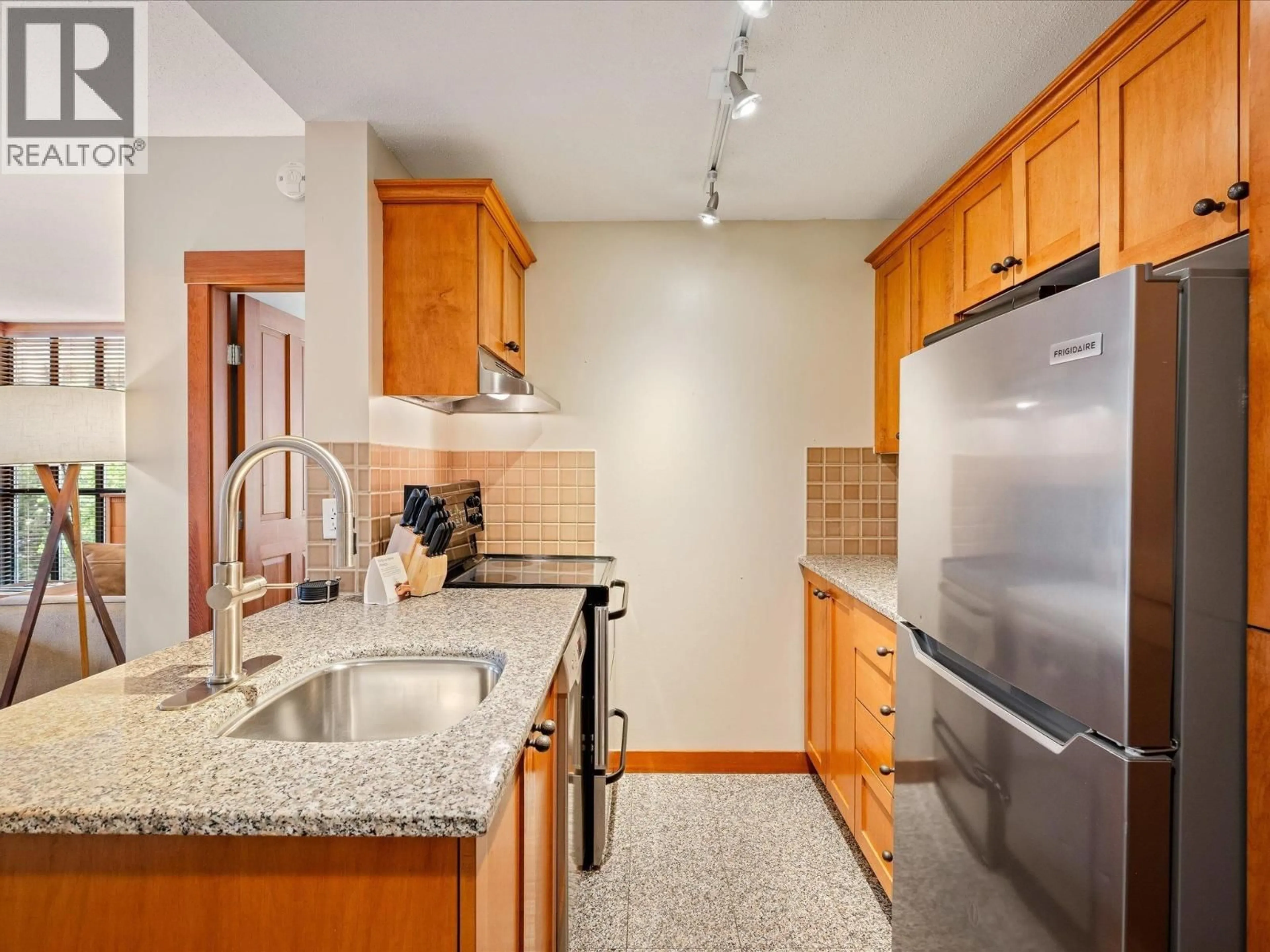 Standard kitchen, ceramic/tile floor for 216 - 4320 SUNDIAL CRESCENT, Whistler British Columbia V8E1G6