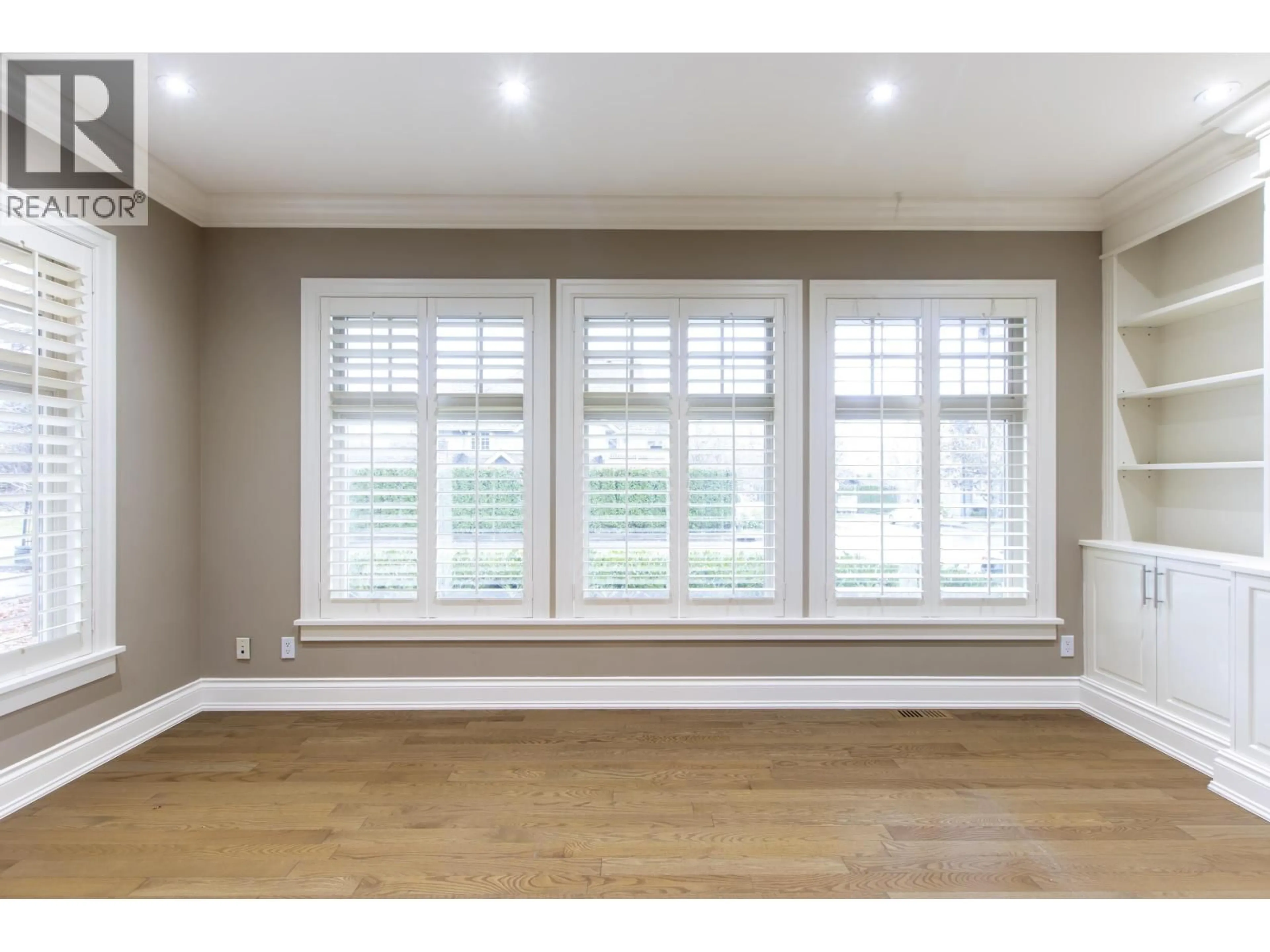 A pic of a room for 40899 THE CRESCENT, Squamish British Columbia V8B0P8