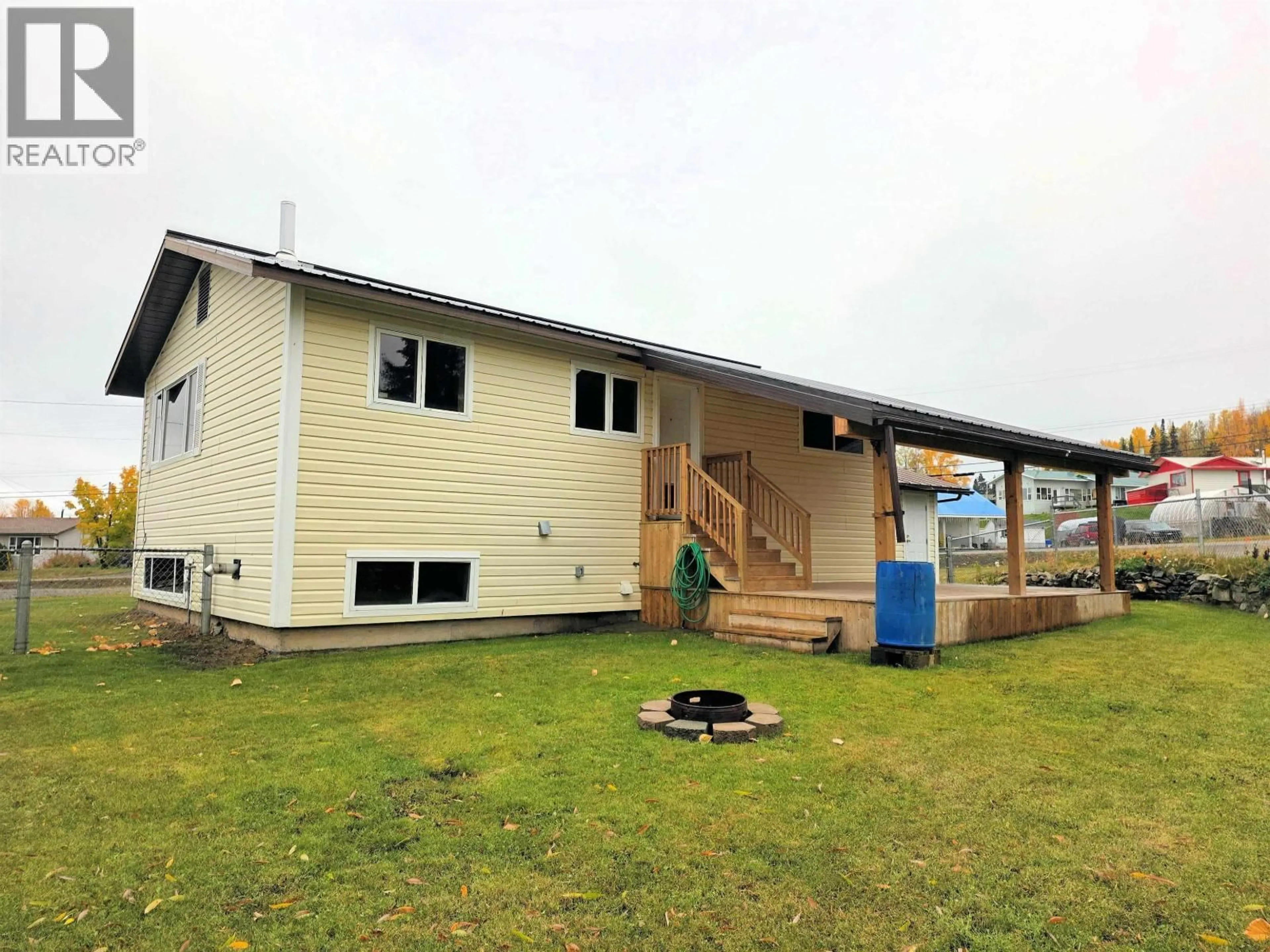 A pic from outside/outdoor area/front of a property/back of a property/a pic from drone, building for 10 MCDONALD AVENUE, Granisle British Columbia V0J1W0