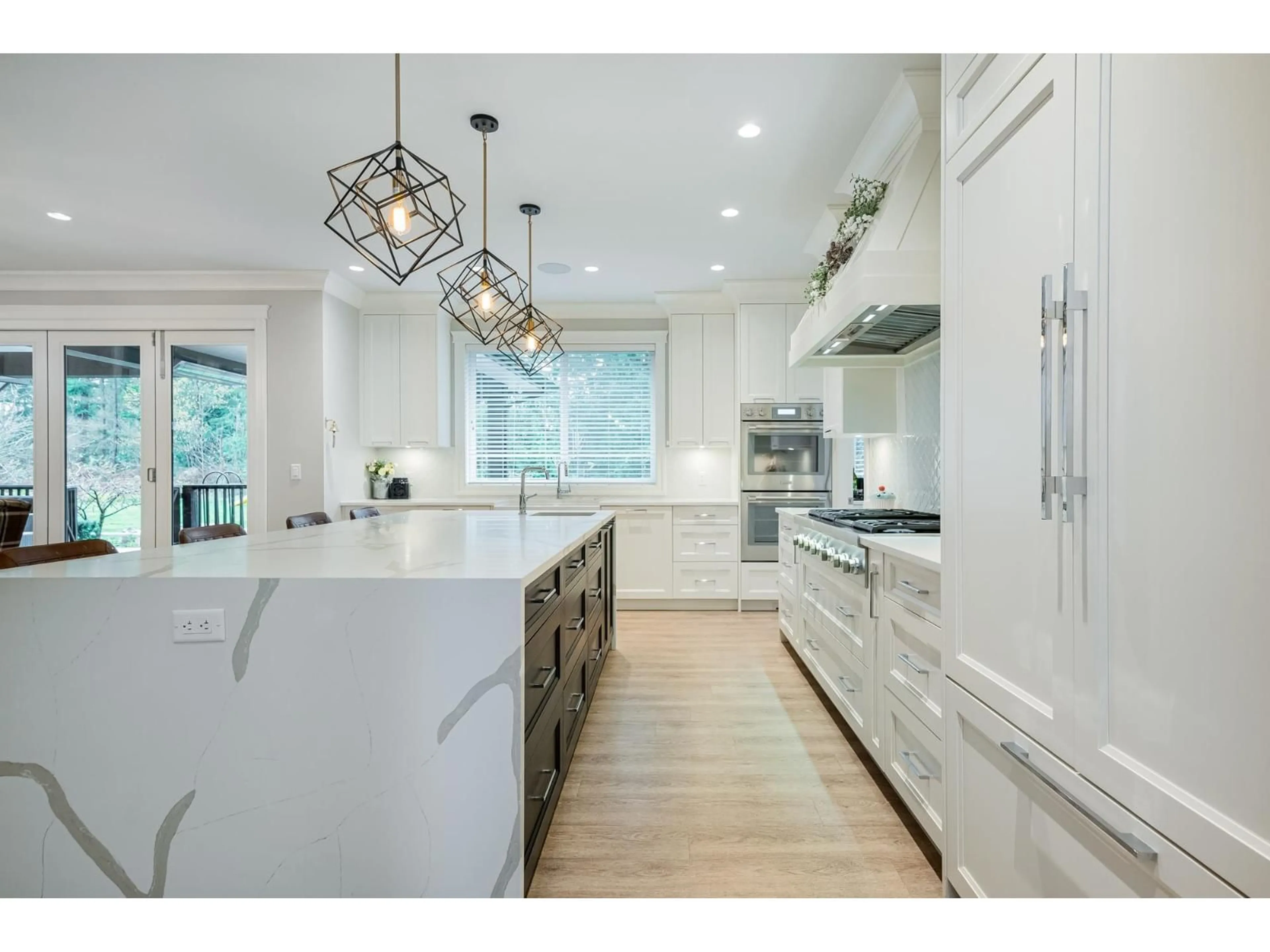 Contemporary kitchen, unknown for 26979 58 AVENUE, Langley British Columbia V4W1V6