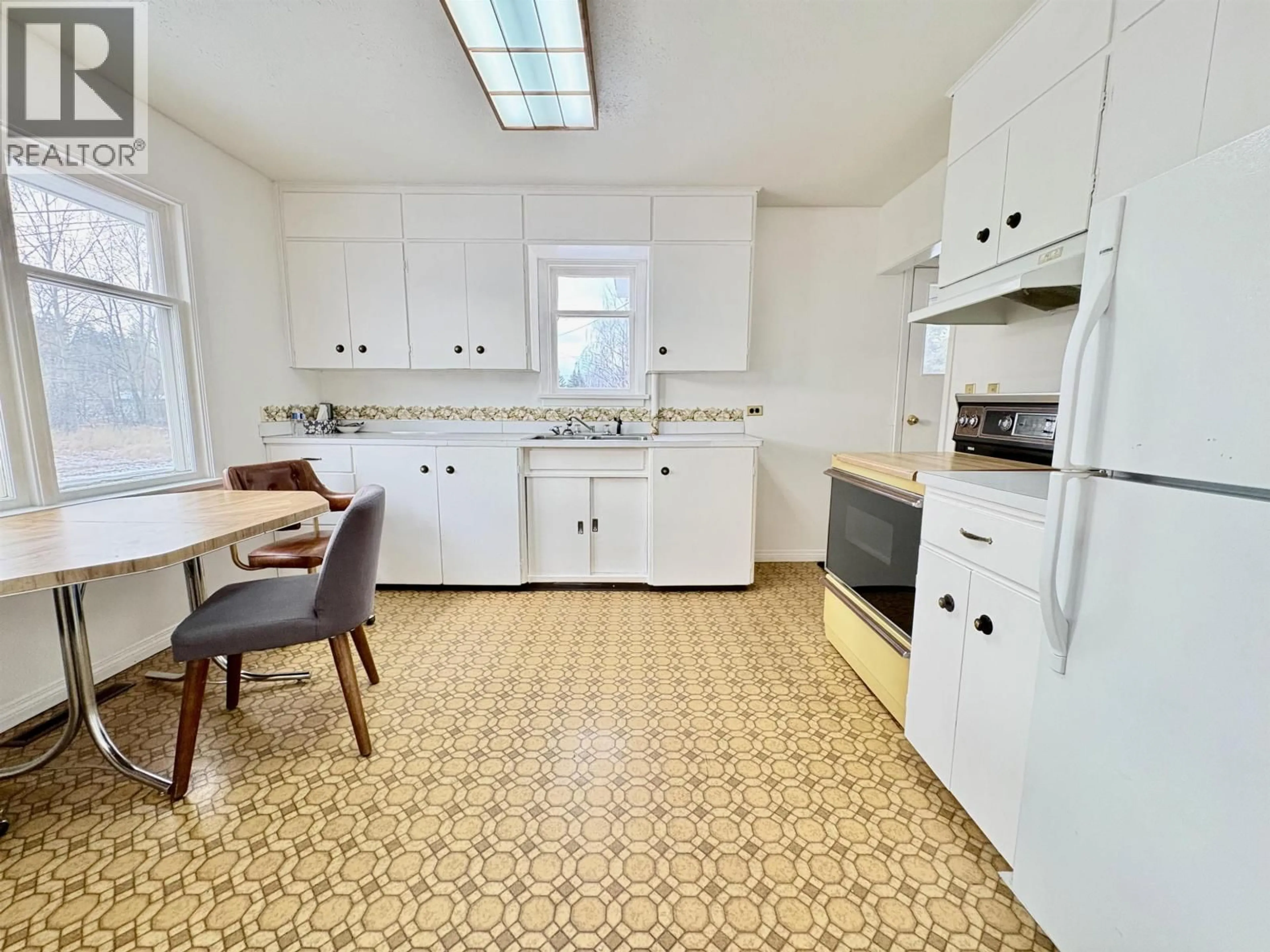 Standard kitchen, ceramic/tile floor for 734 PRESTON ROAD, Prince George British Columbia V2K1A8