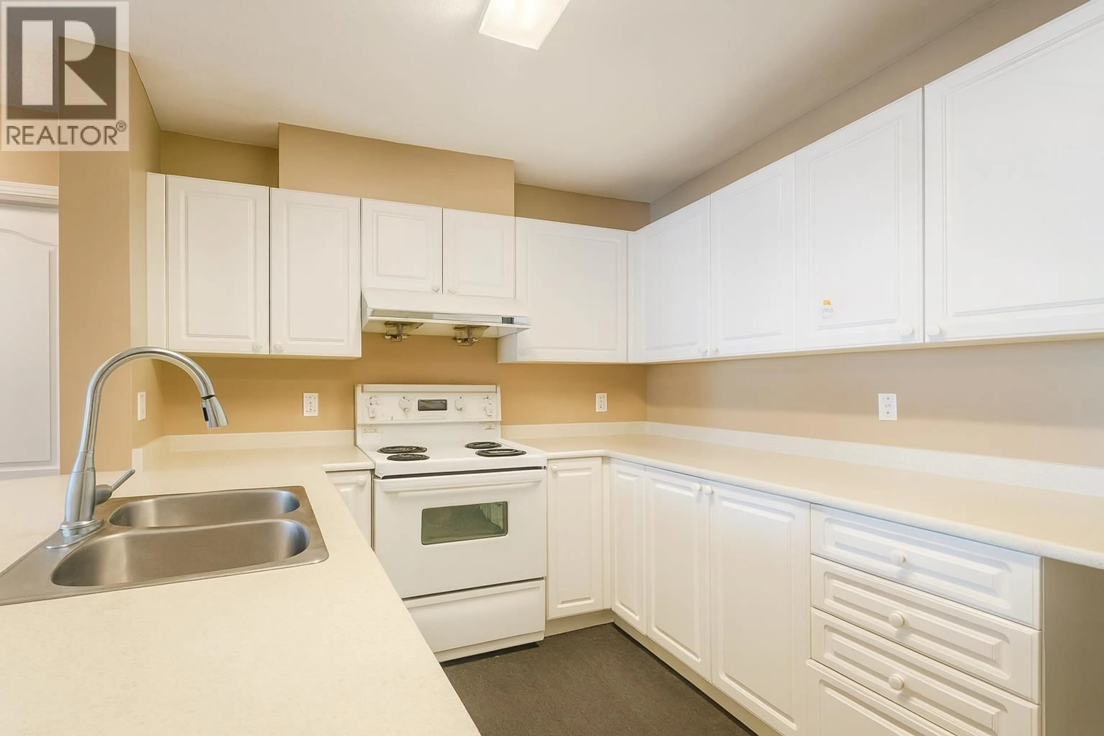 Standard kitchen, unknown for 412 - 5880 DOVER CRESCENT, Richmond British Columbia V7C5P5