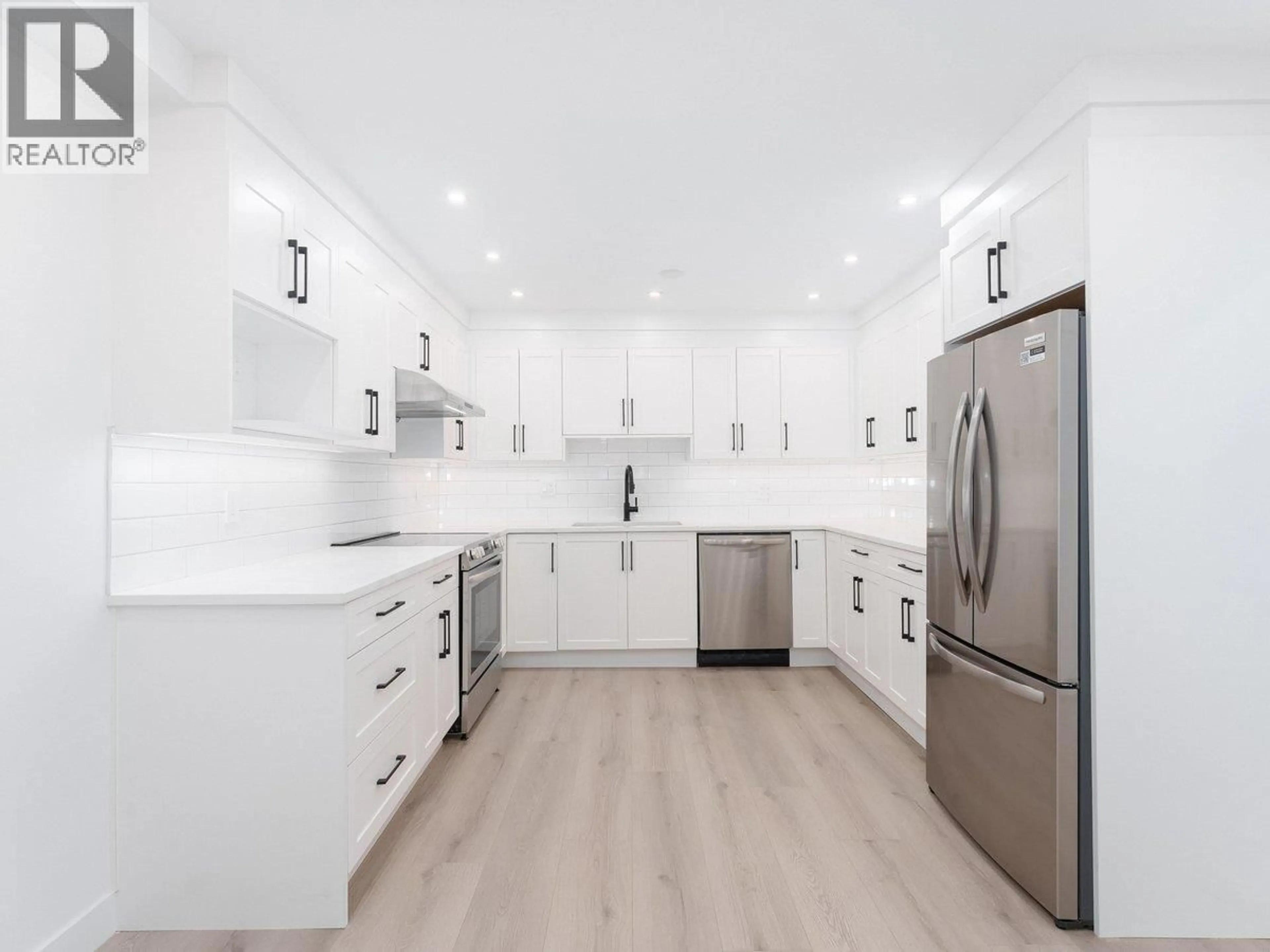 Contemporary kitchen, unknown for 206 - 9151 NO. 5 ROAD, Richmond British Columbia V7A4T9