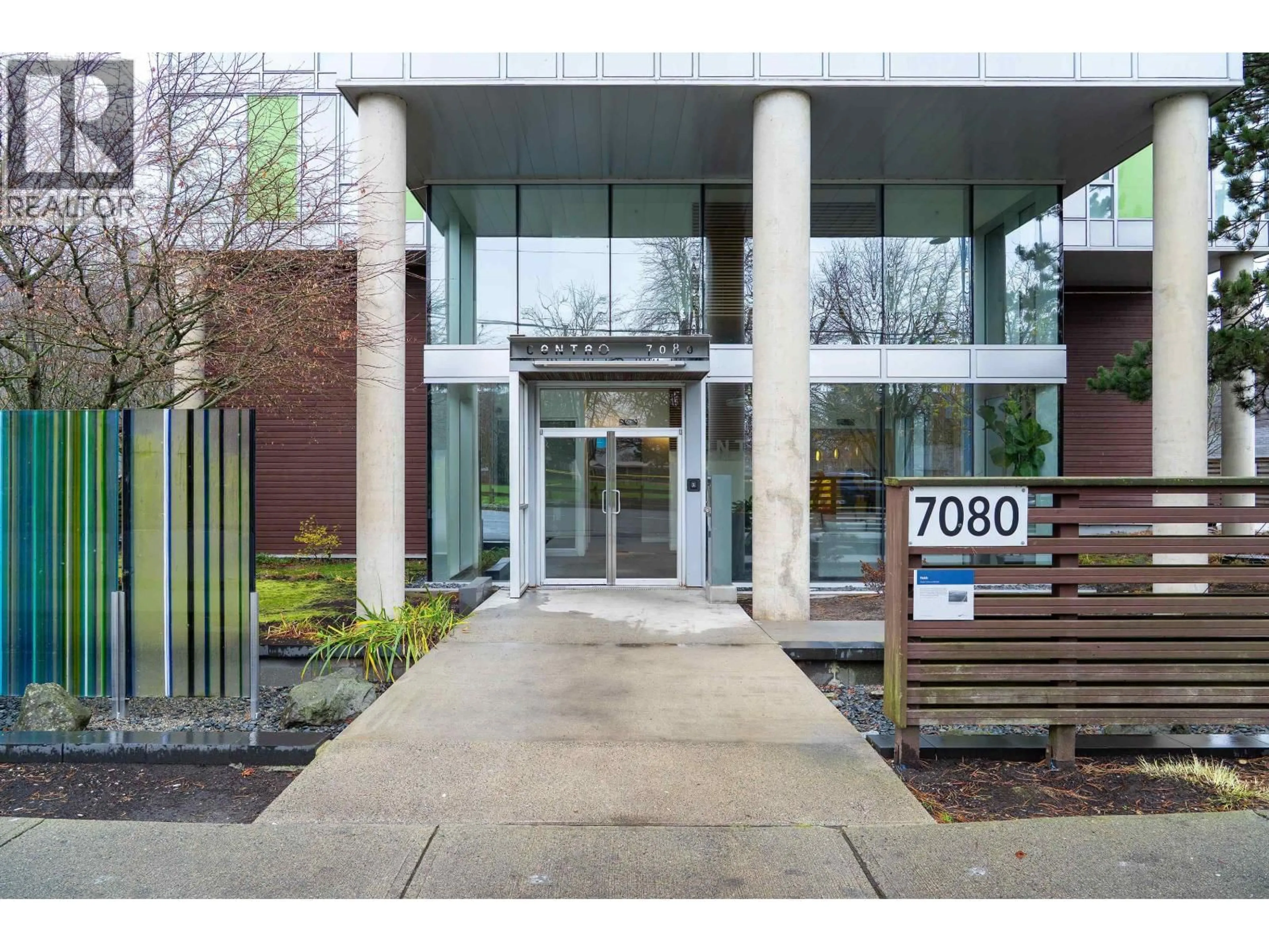 Indoor foyer for 711 - 7080 NO. 3 ROAD, Richmond British Columbia V6Y0B5