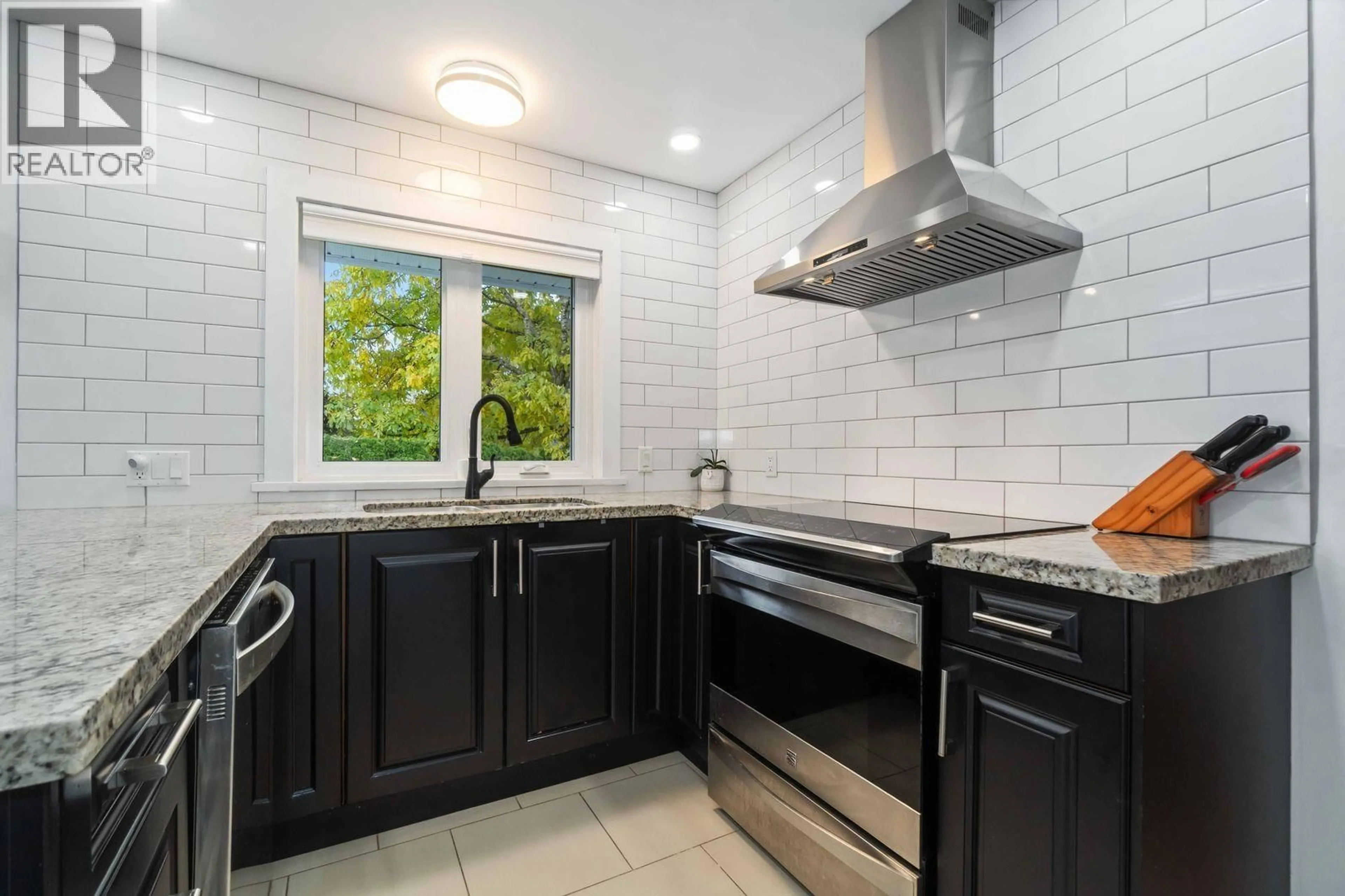 Unknown for 660 GATENSBURY STREET, Coquitlam British Columbia V3J5G8