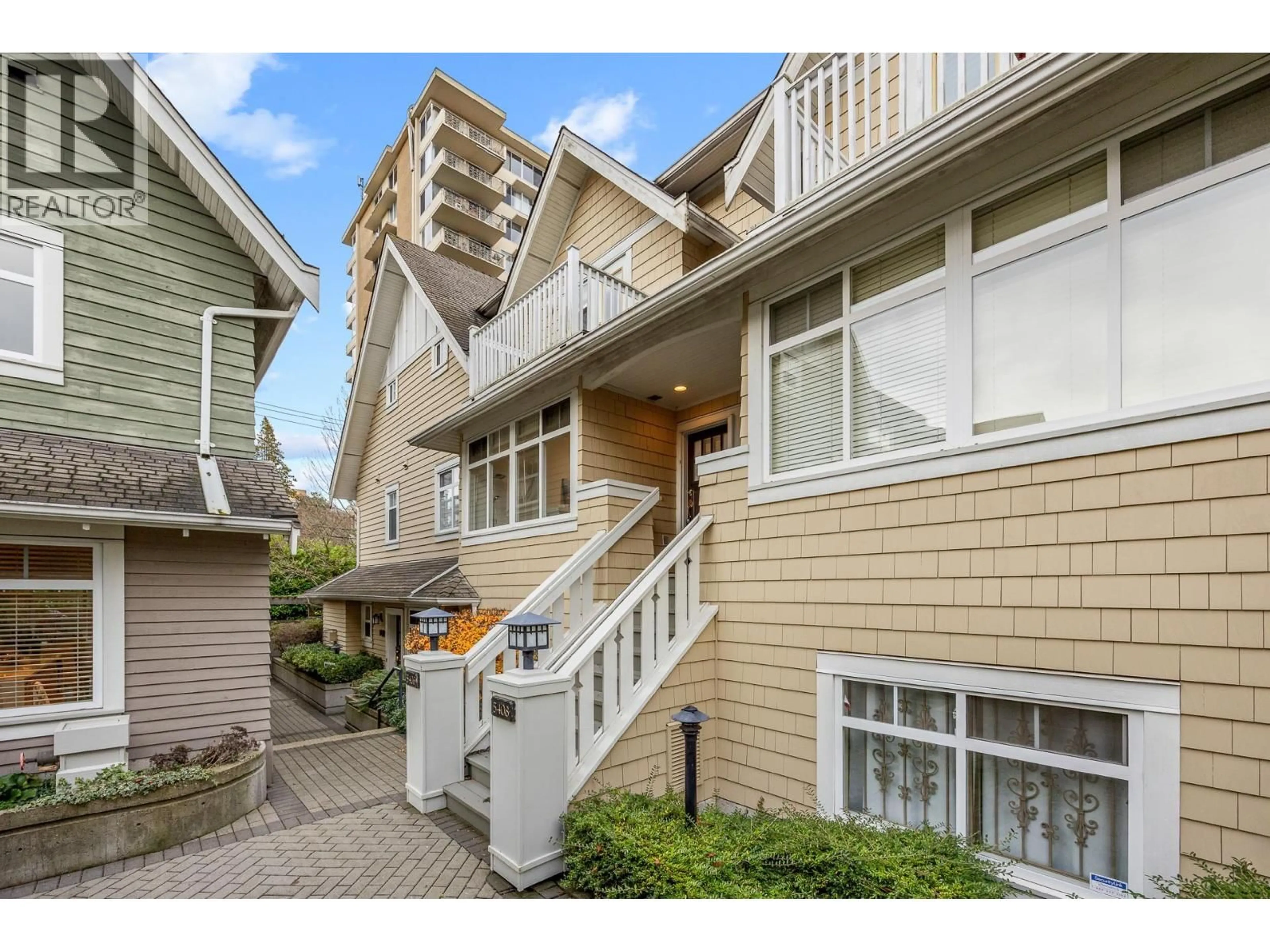 Unknown for 5406 LARCH STREET, Vancouver British Columbia V6M4C8