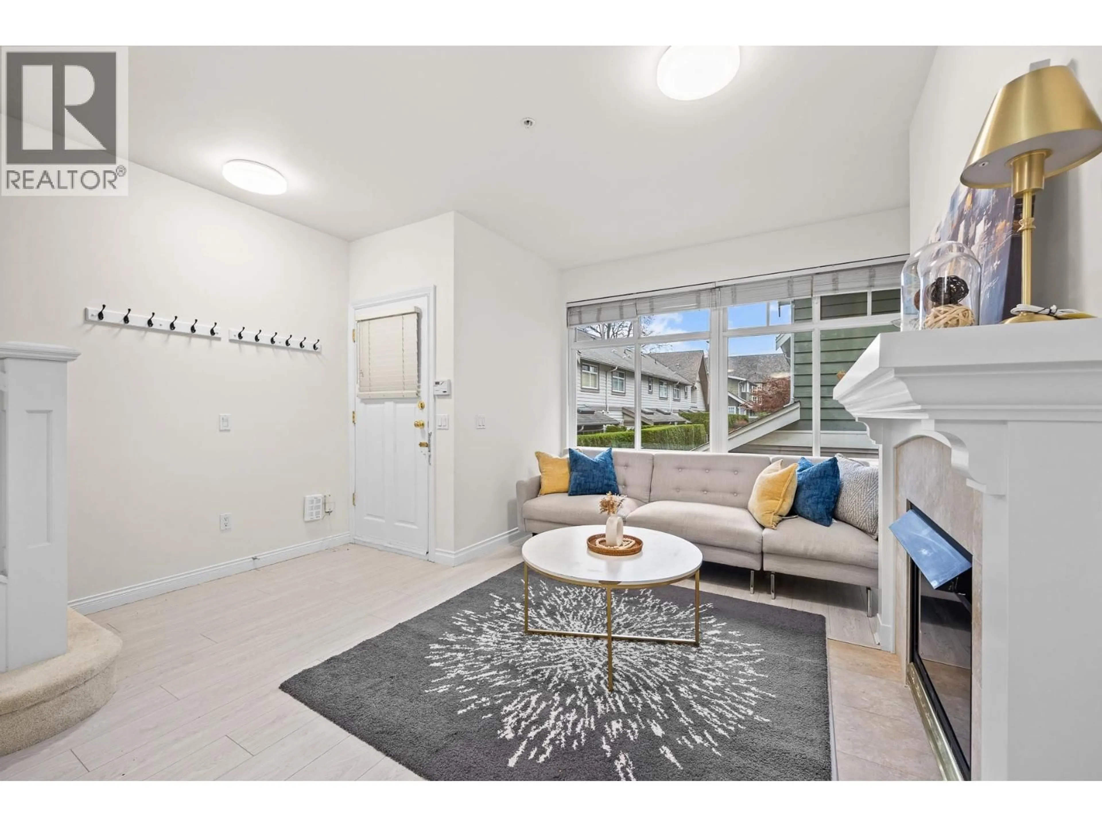 Living room with furniture, unknown for 5406 LARCH STREET, Vancouver British Columbia V6M4C8