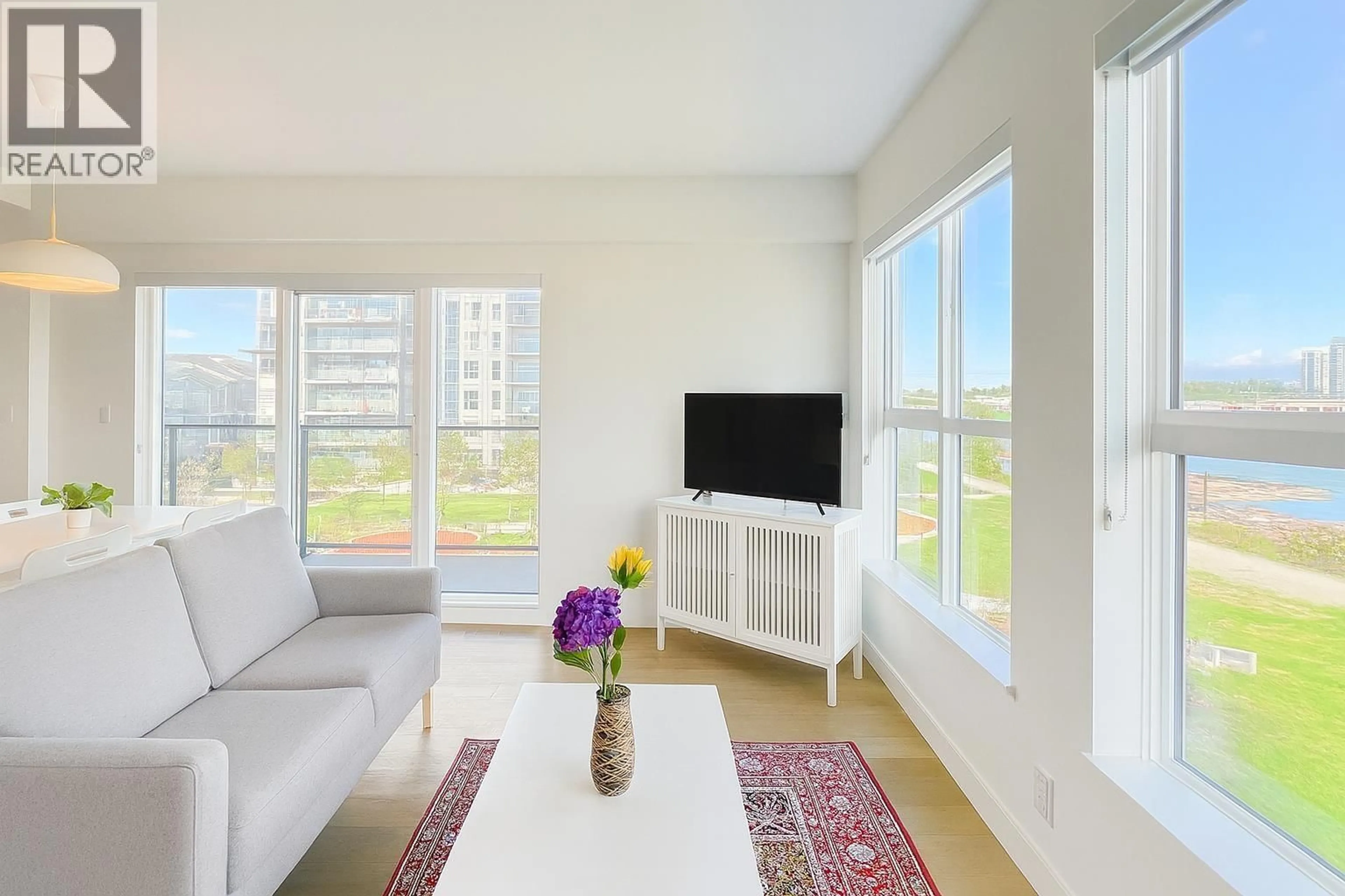 Living room with furniture, unknown for 313 - 10177 RIVER DRIVE, Richmond British Columbia V6X0S2