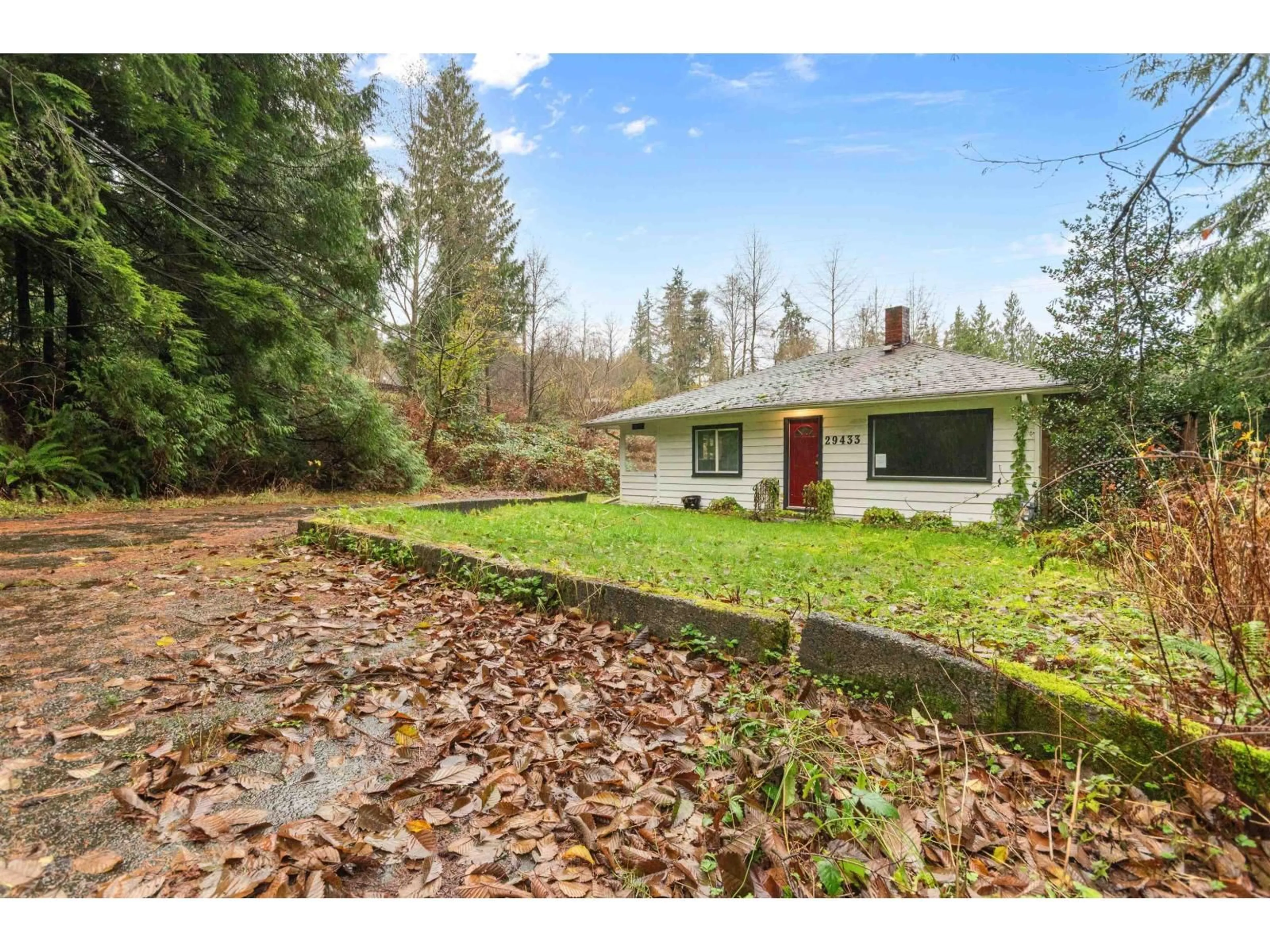 A pic from outside/outdoor area/front of a property/back of a property/a pic from drone, unknown for 29433 DEWDNEY TRUNK ROAD, Mission British Columbia V4S1B6